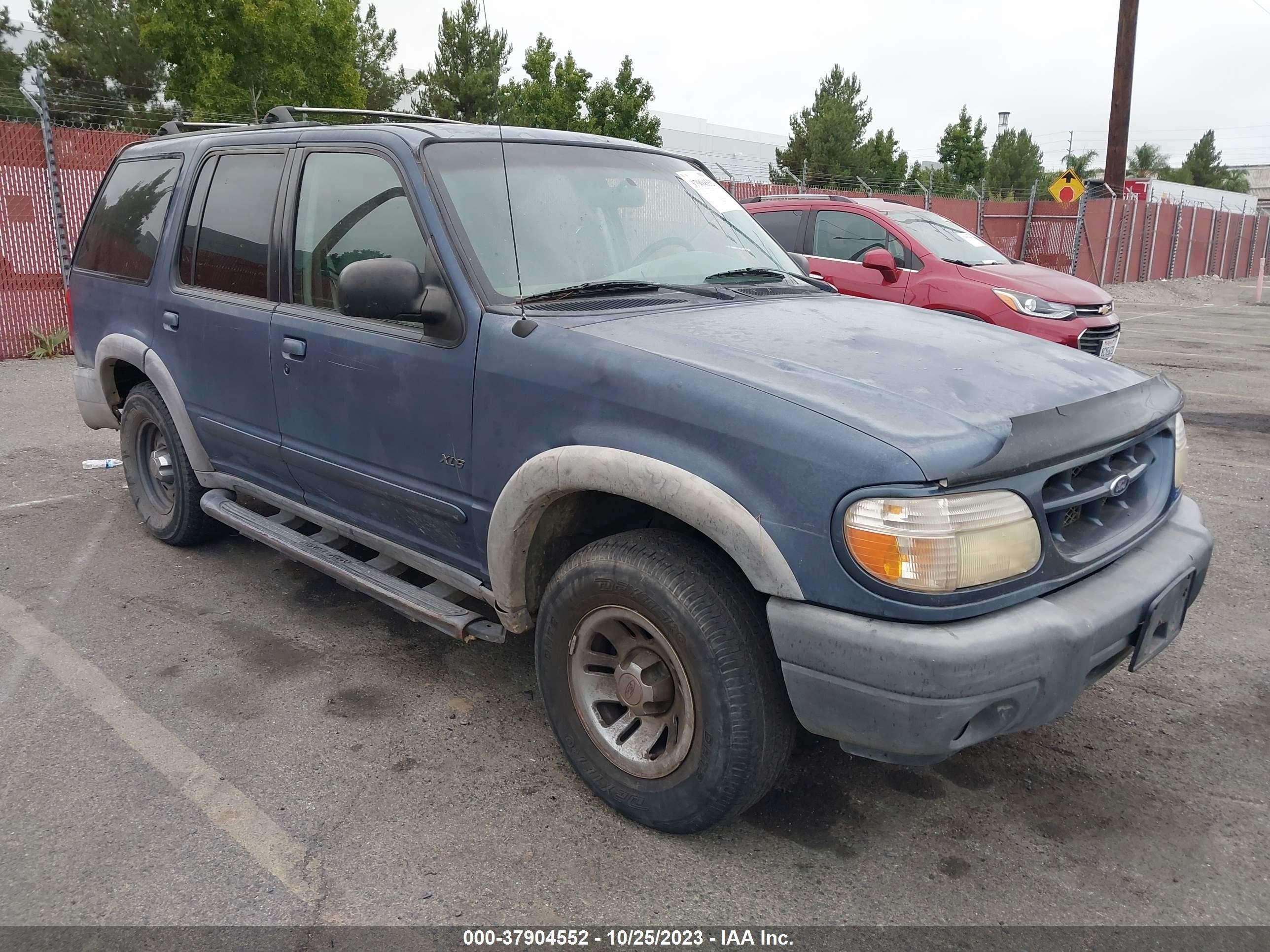 FORD EXPLORER 2001 1fmzu62e81za58356