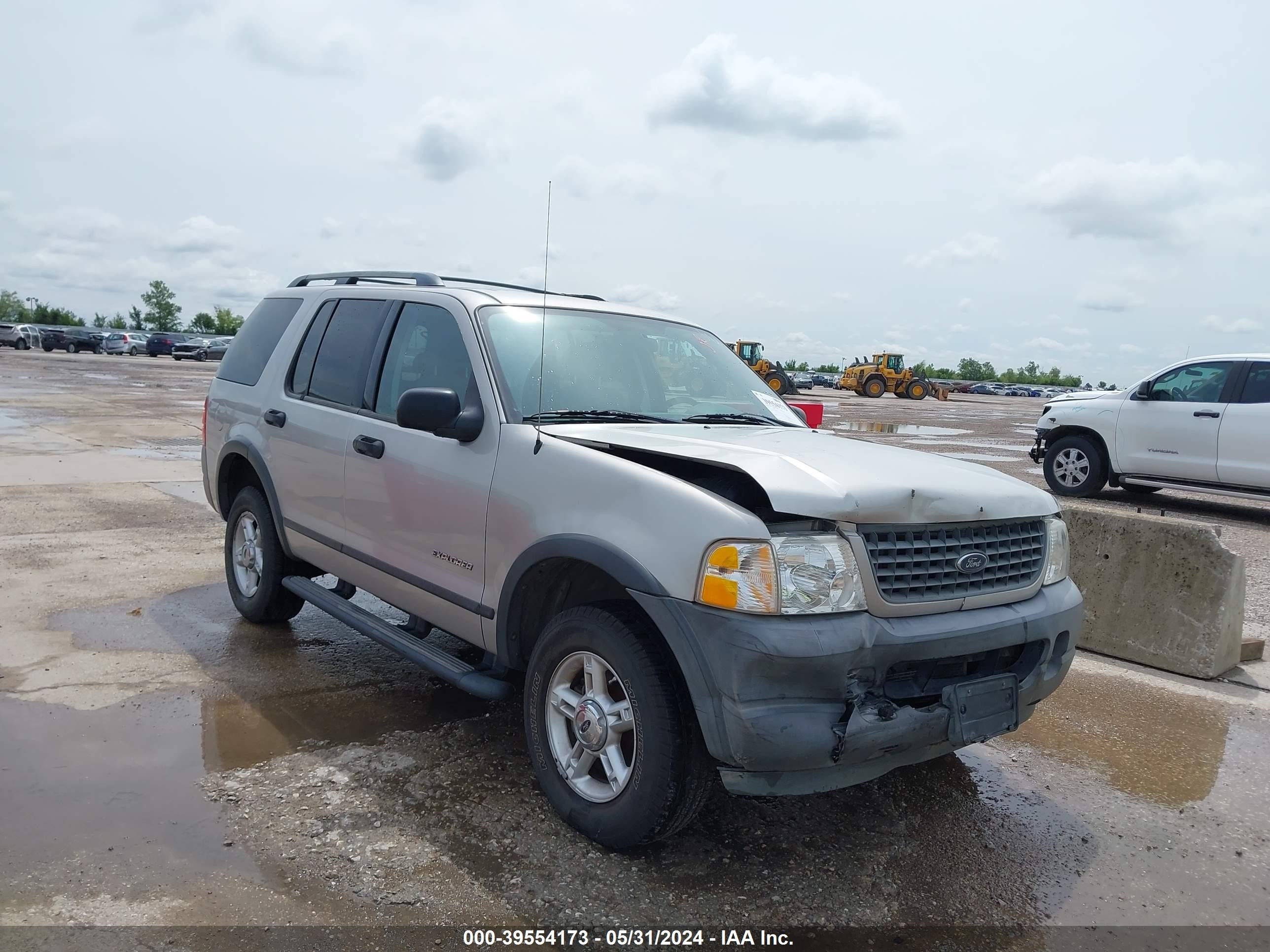 FORD EXPLORER 2004 1fmzu62k44zb03545