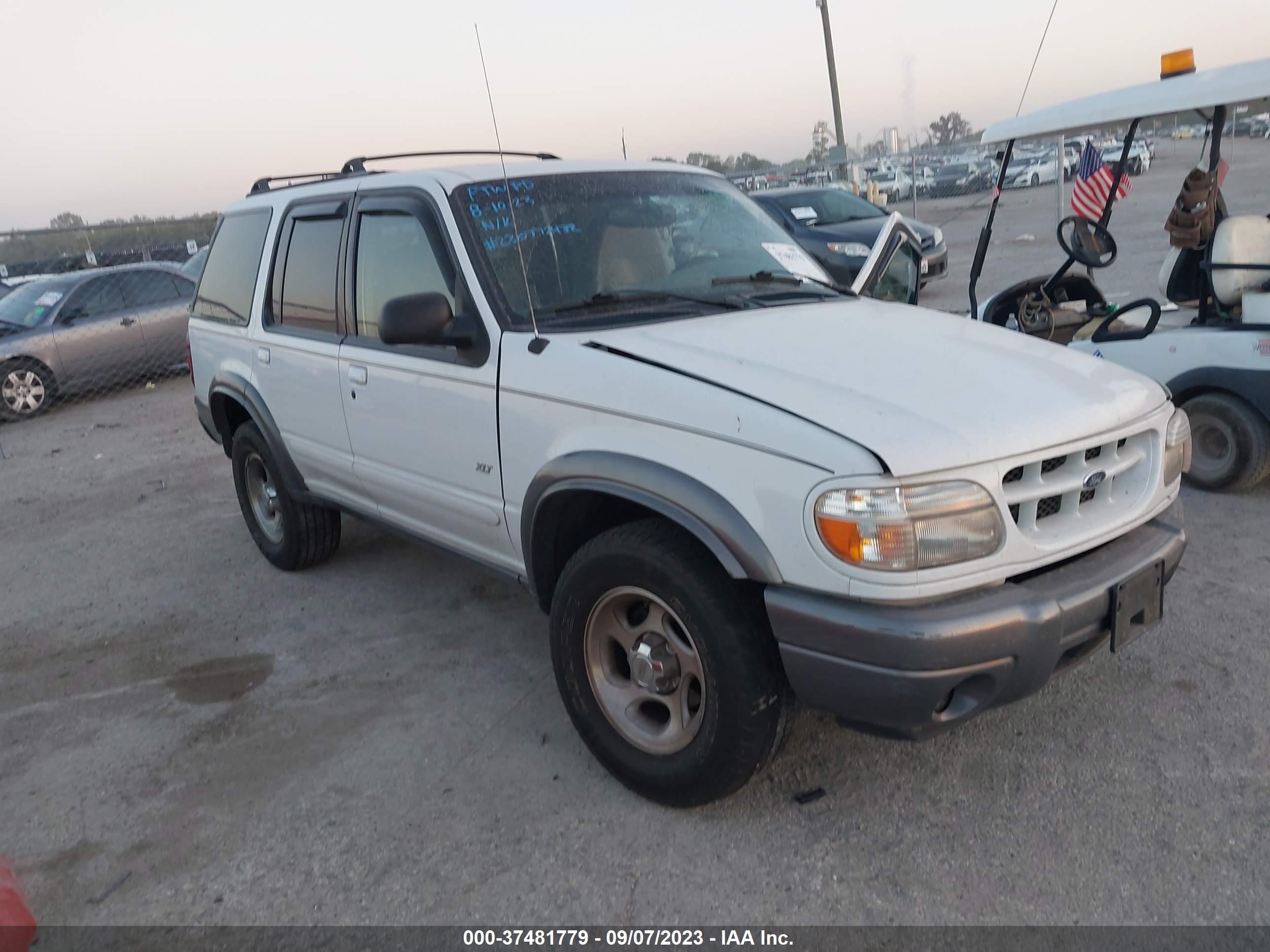 FORD EXPLORER 2000 1fmzu63e0yzc60729