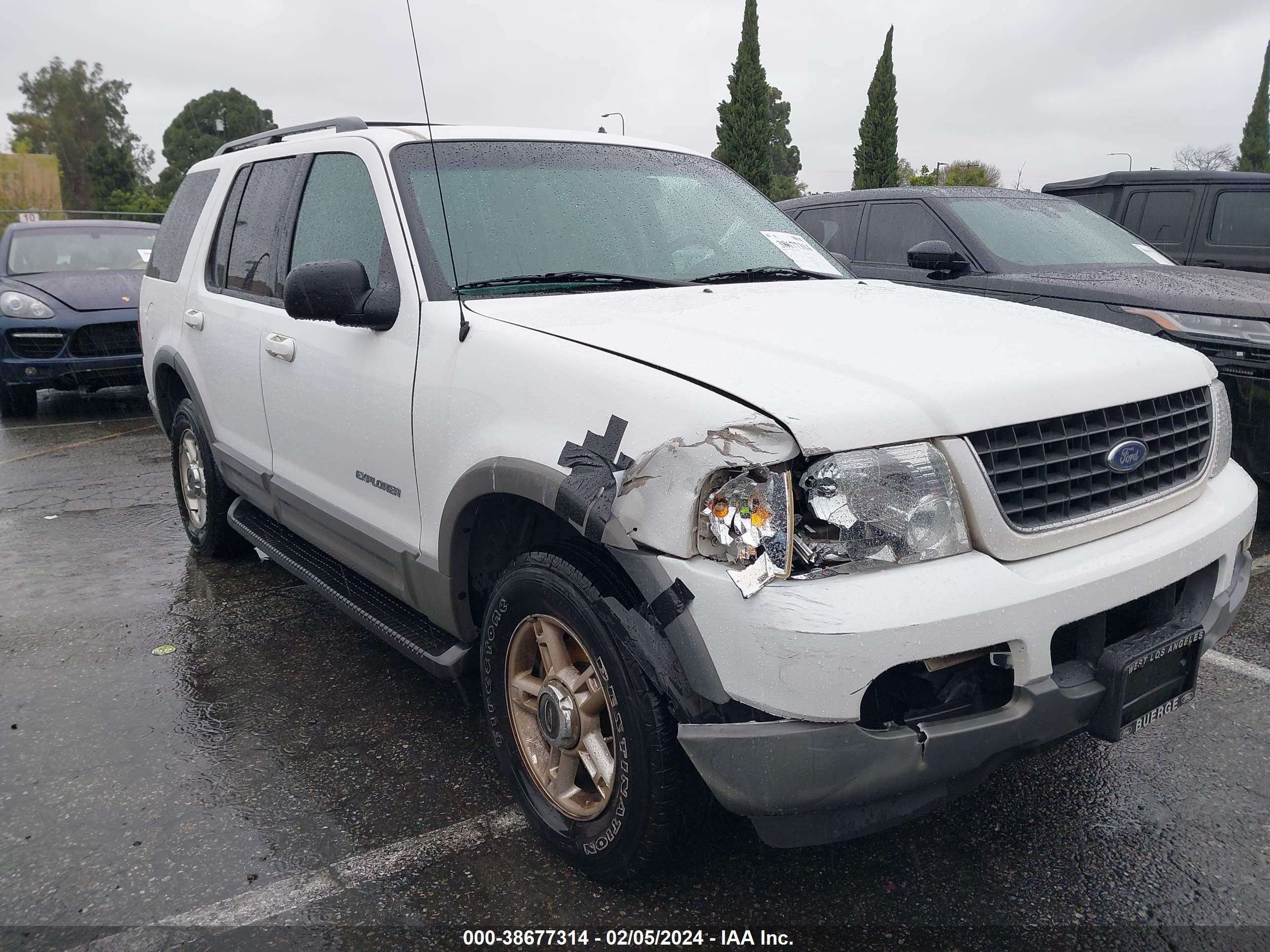 FORD EXPLORER 2002 1fmzu63e22ua06573