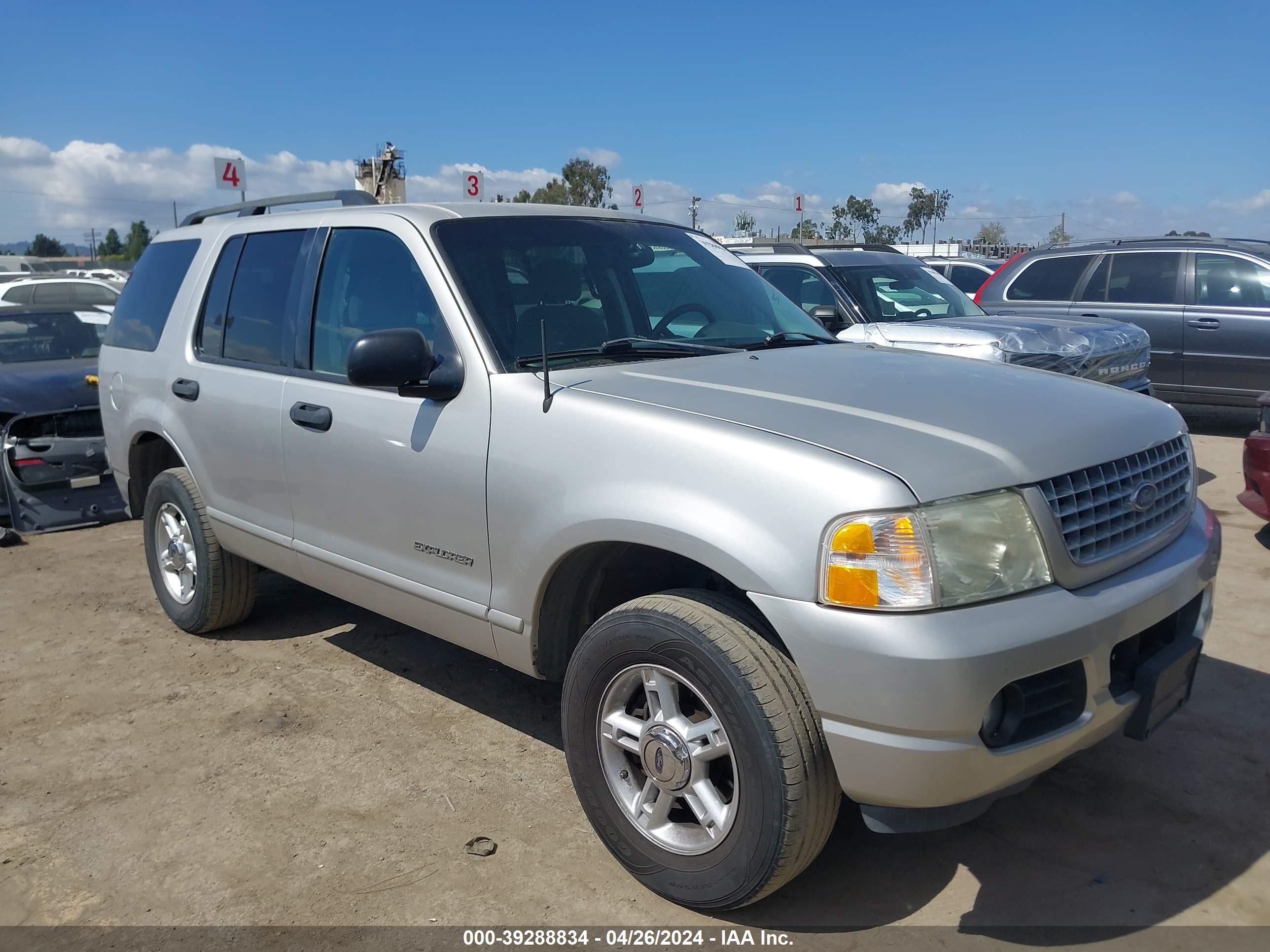 FORD EXPLORER 2004 1fmzu63e54zb30097