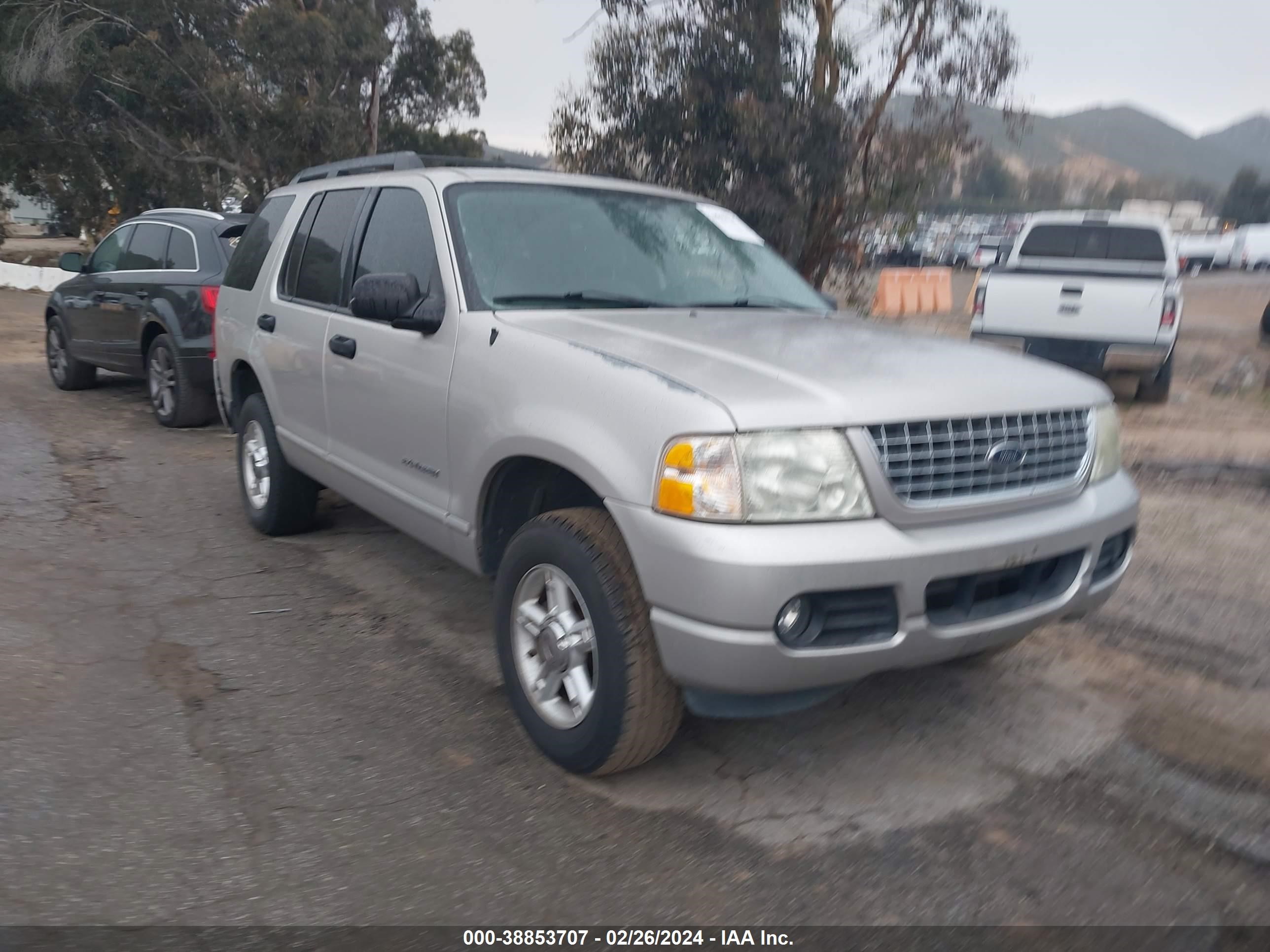 FORD EXPLORER 2005 1fmzu63e55ua03252