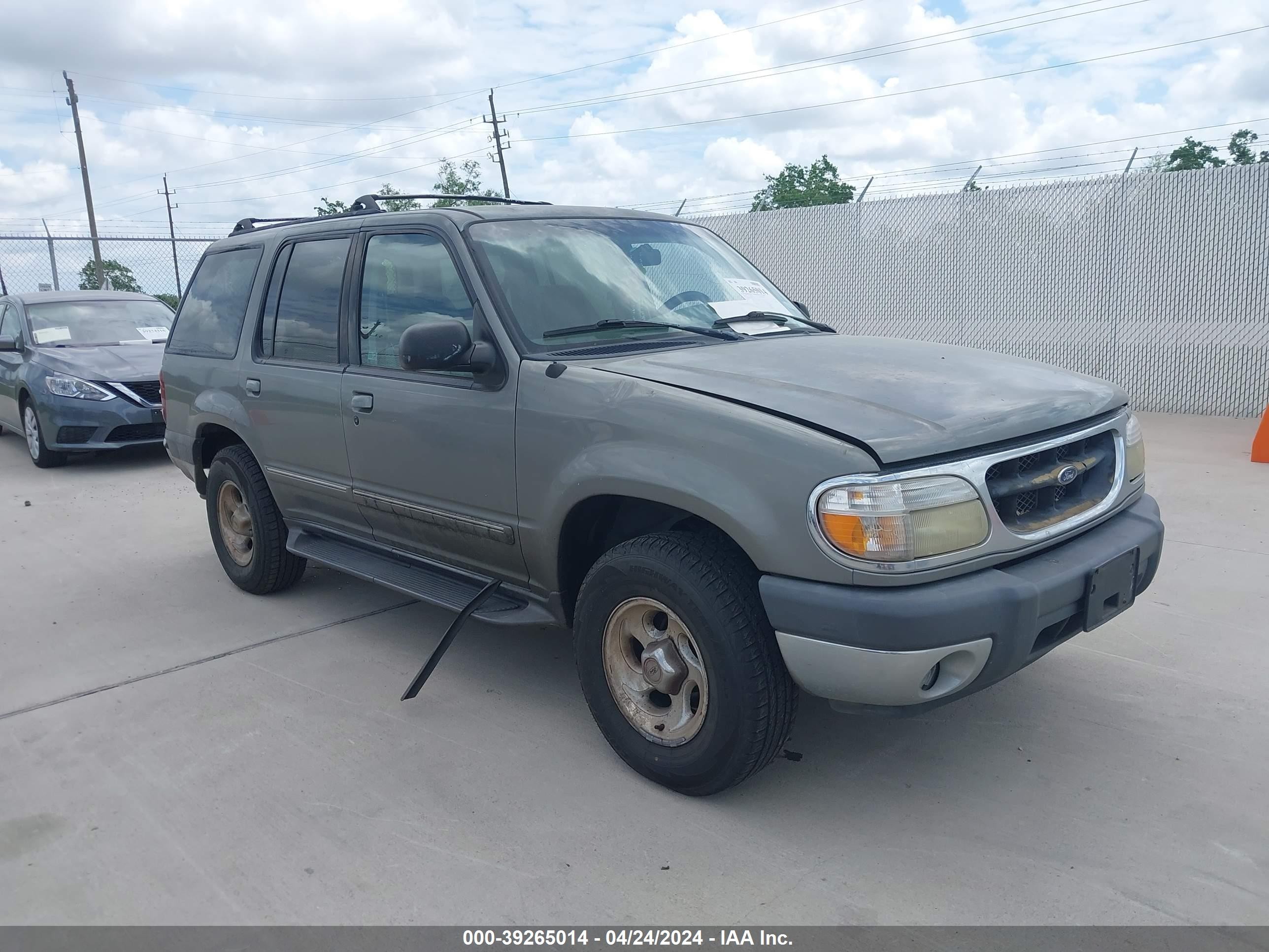 FORD EXPLORER 2001 1fmzu63e81za77035