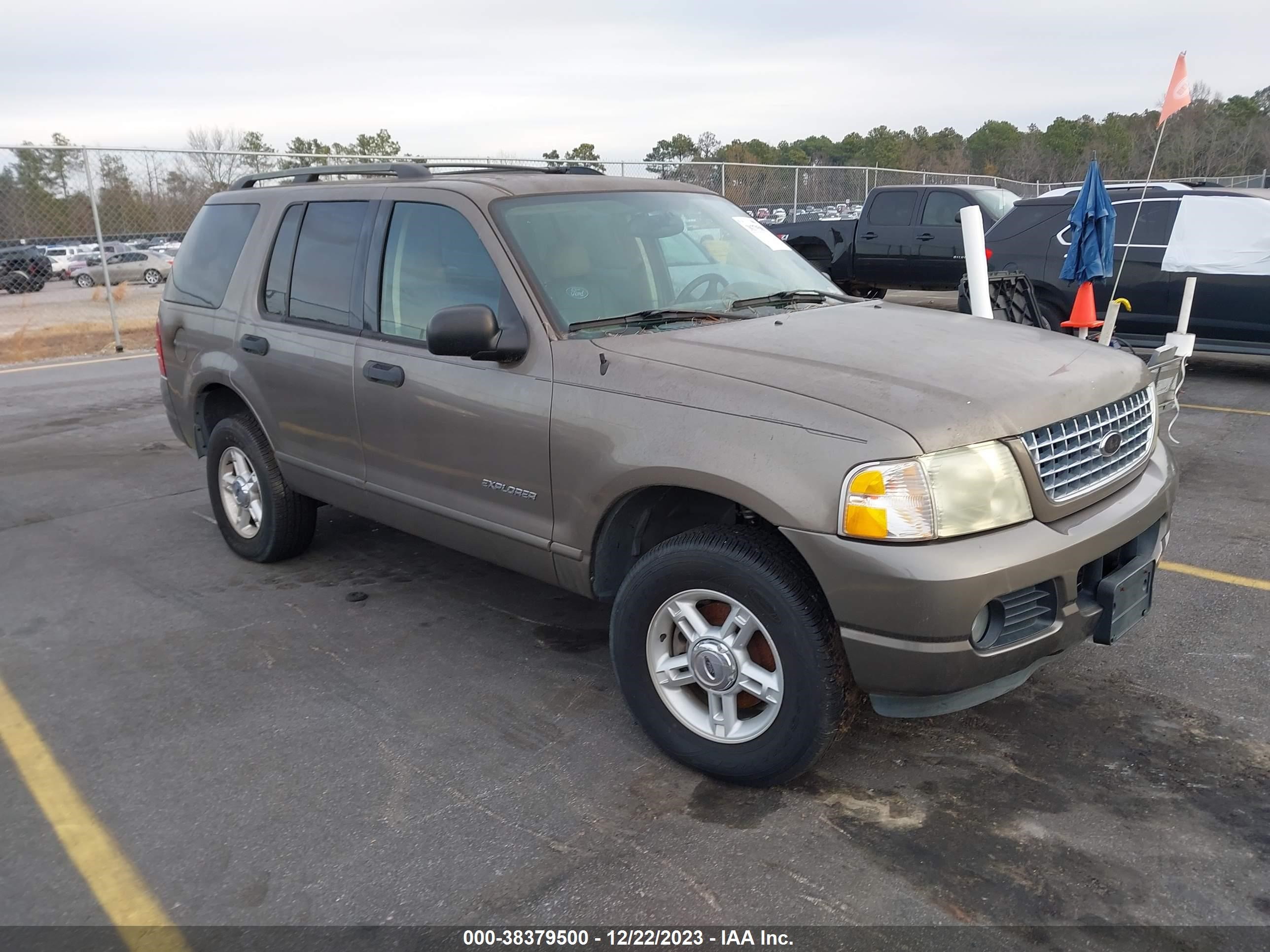 FORD EXPLORER 2004 1fmzu63k44ua99573