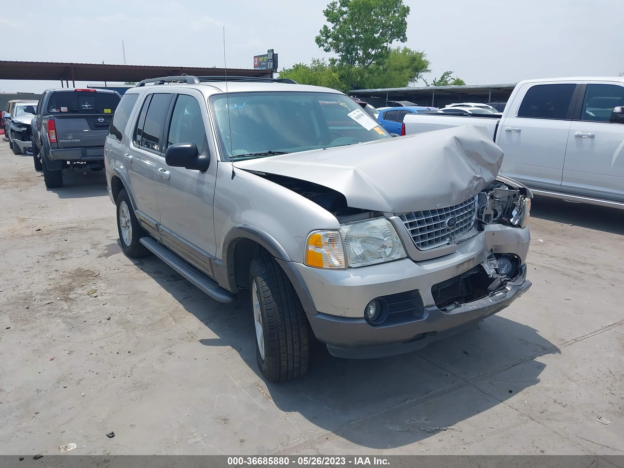 FORD EXPLORER 2003 1fmzu63k63ub15240