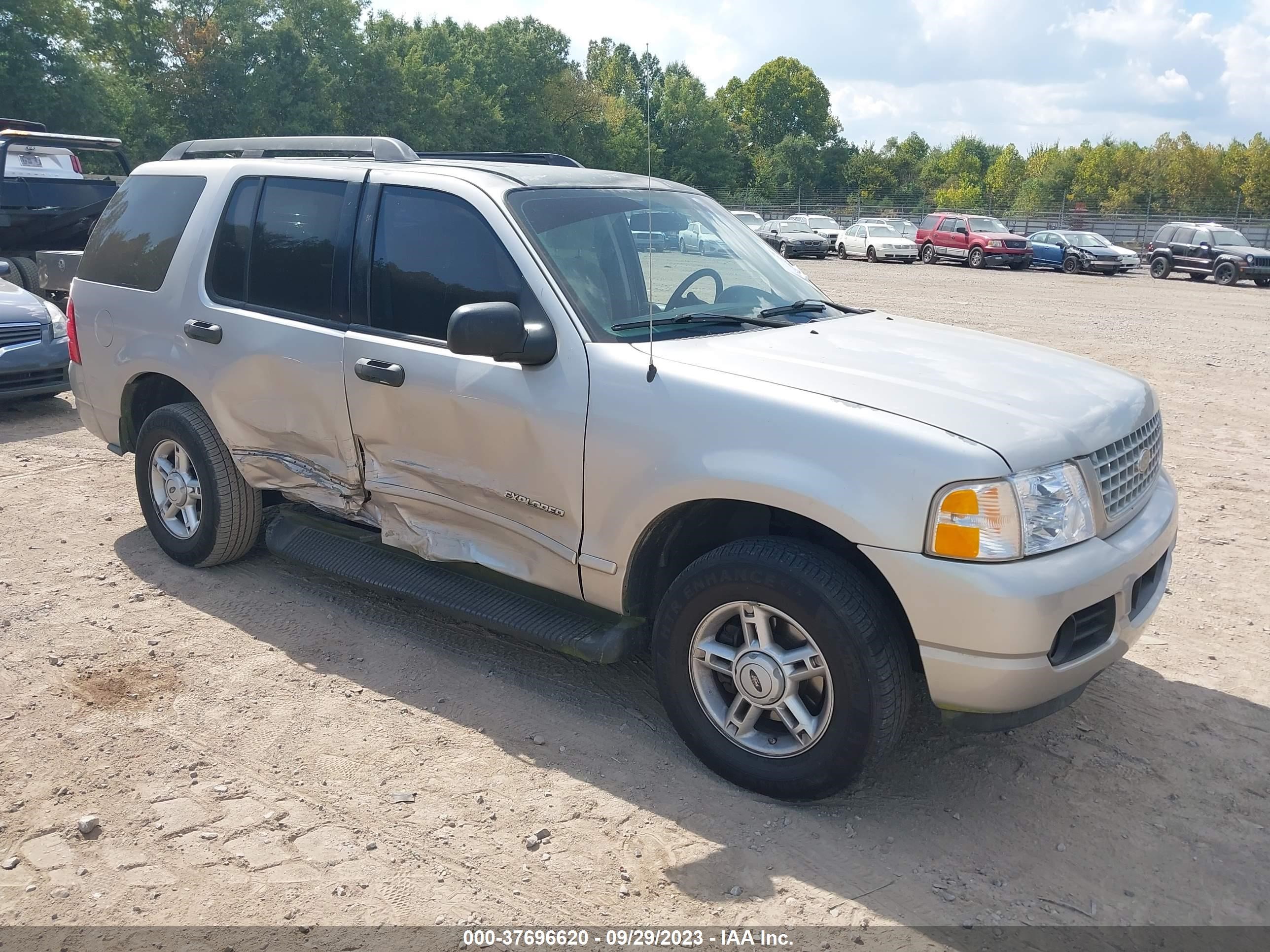 FORD EXPLORER 2005 1fmzu63k65uc03255