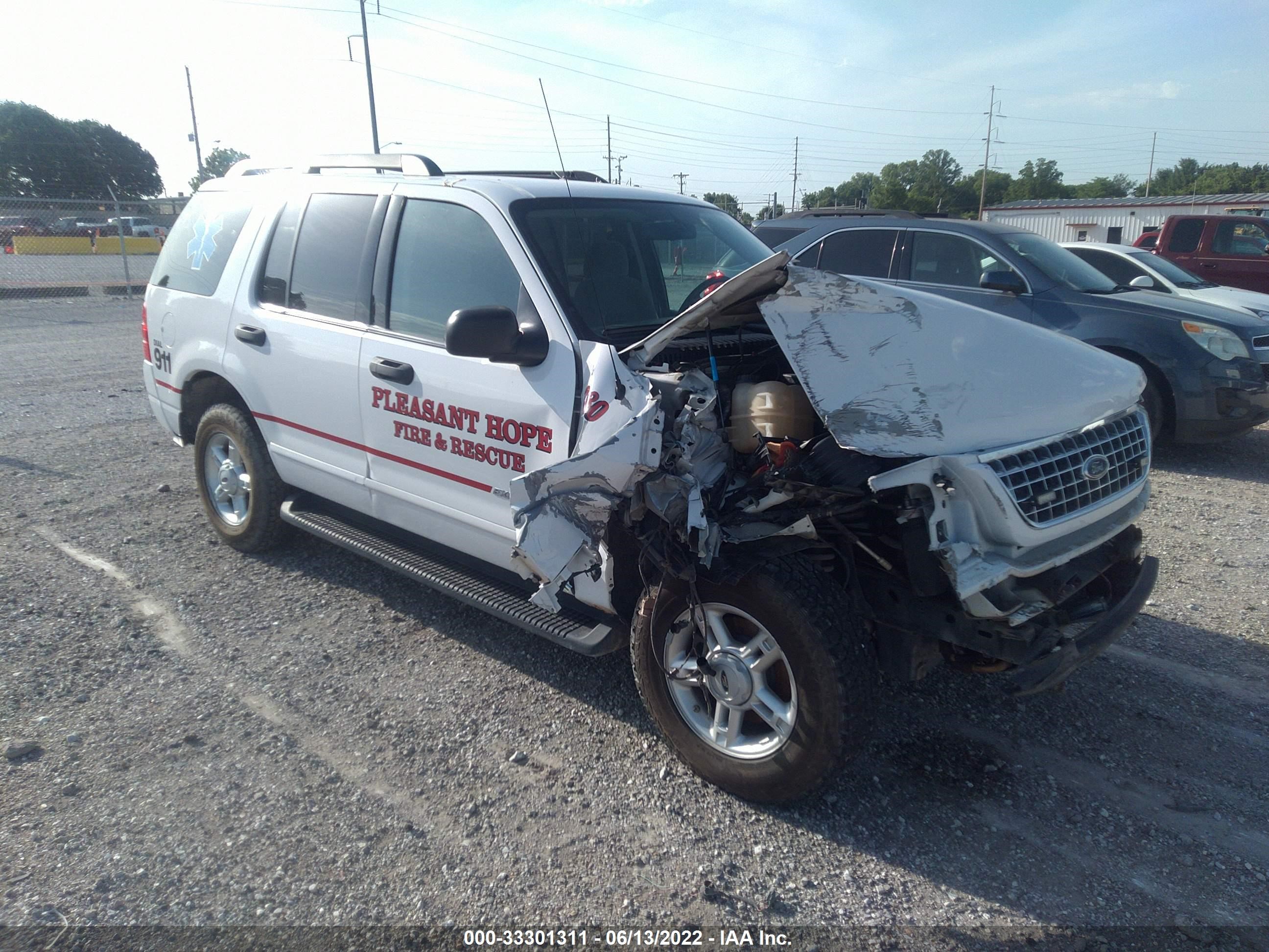 FORD EXPLORER 2005 1fmzu73e95za24579