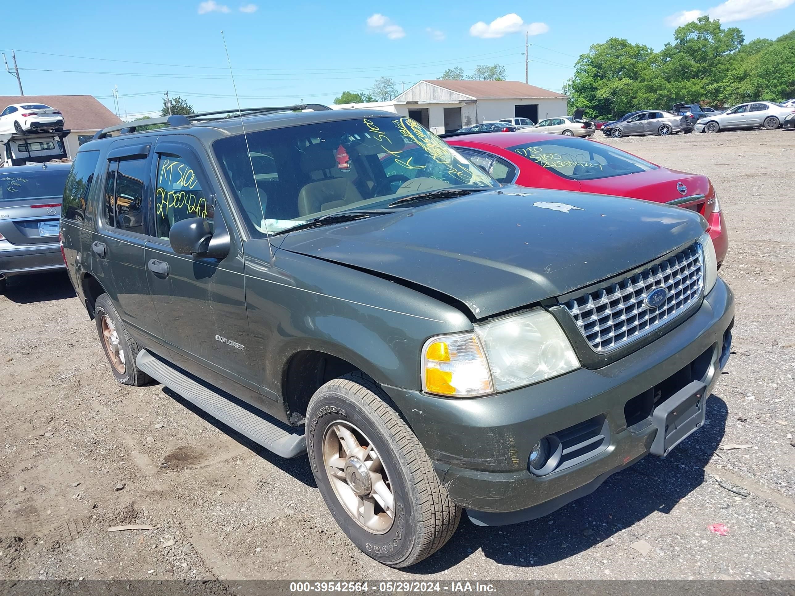 FORD EXPLORER 2004 1fmzu73k84ua50964