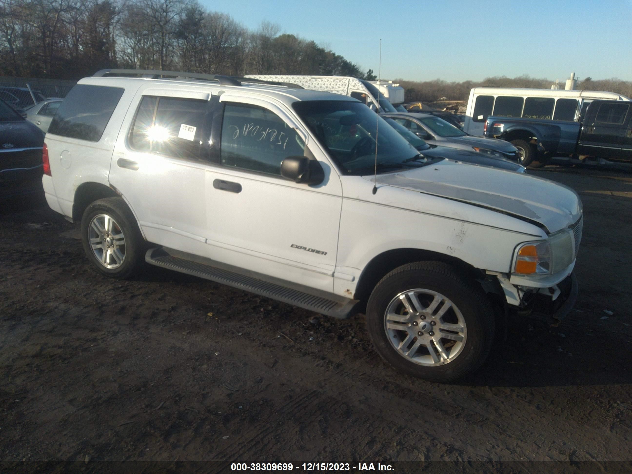 FORD EXPLORER 2004 1fmzu73kx4ub29259