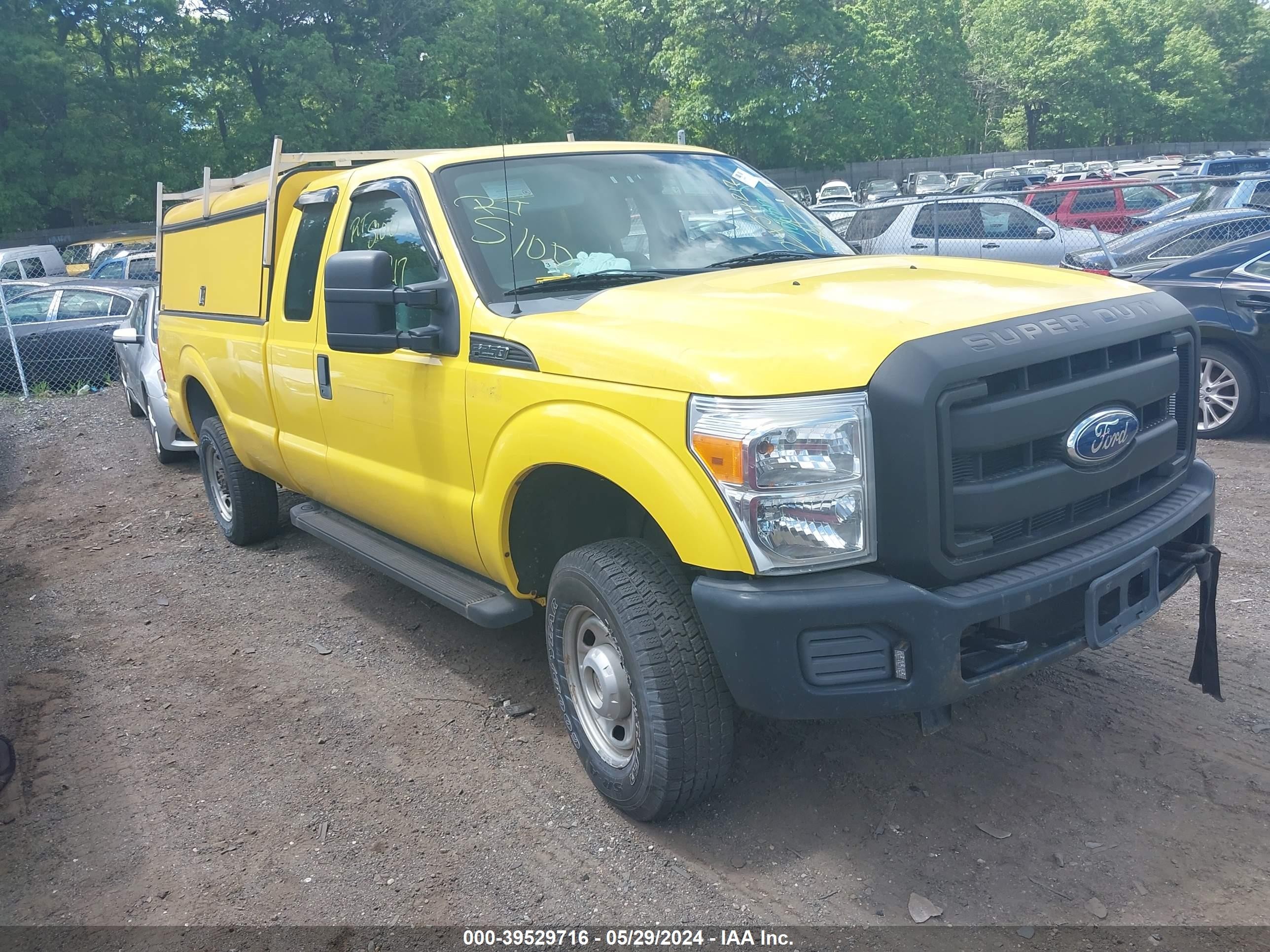 FORD NULL 2011 1ft7x2b65bec71200