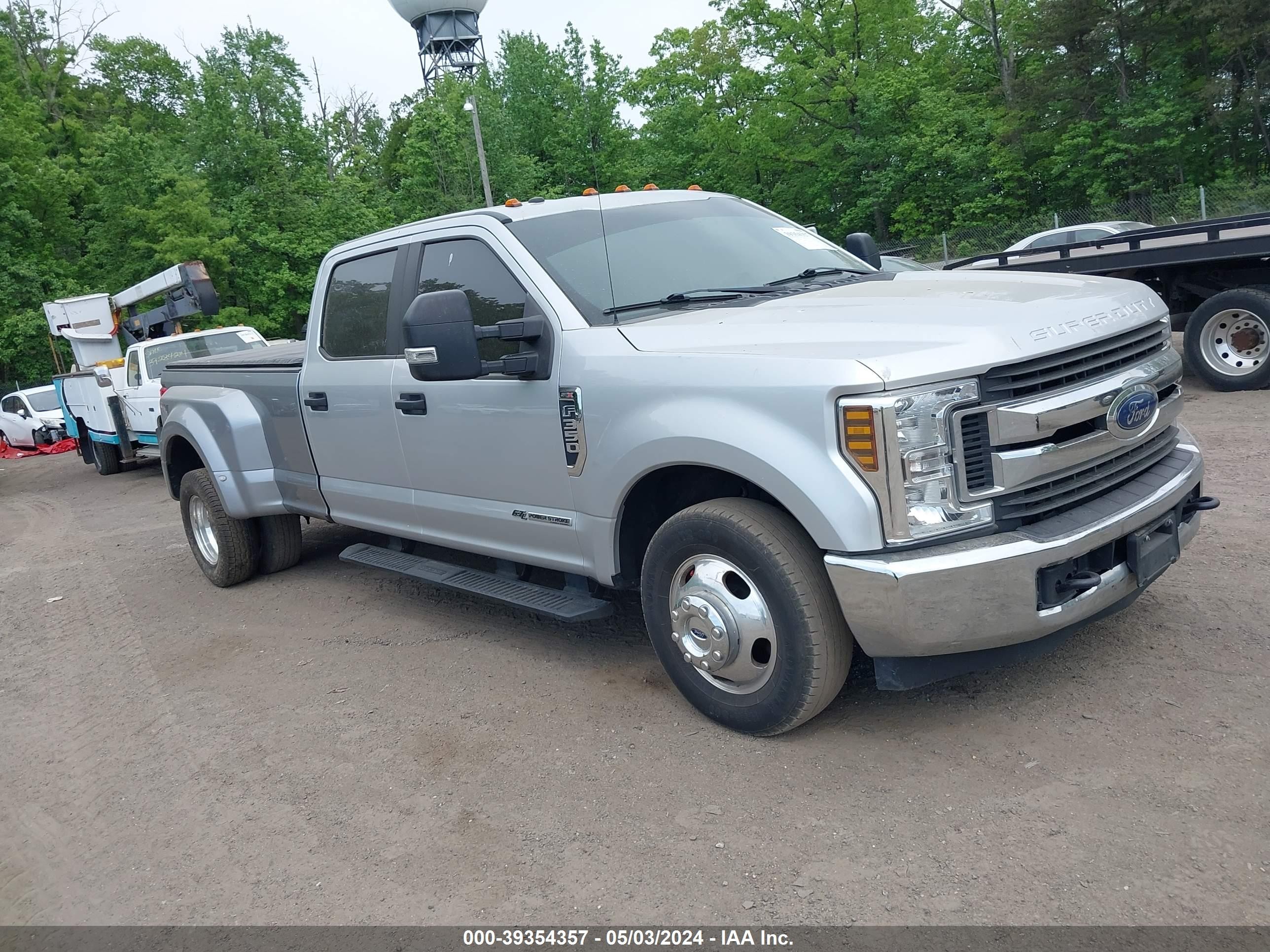 FORD F350 2018 1ft8w3ct8jec03845