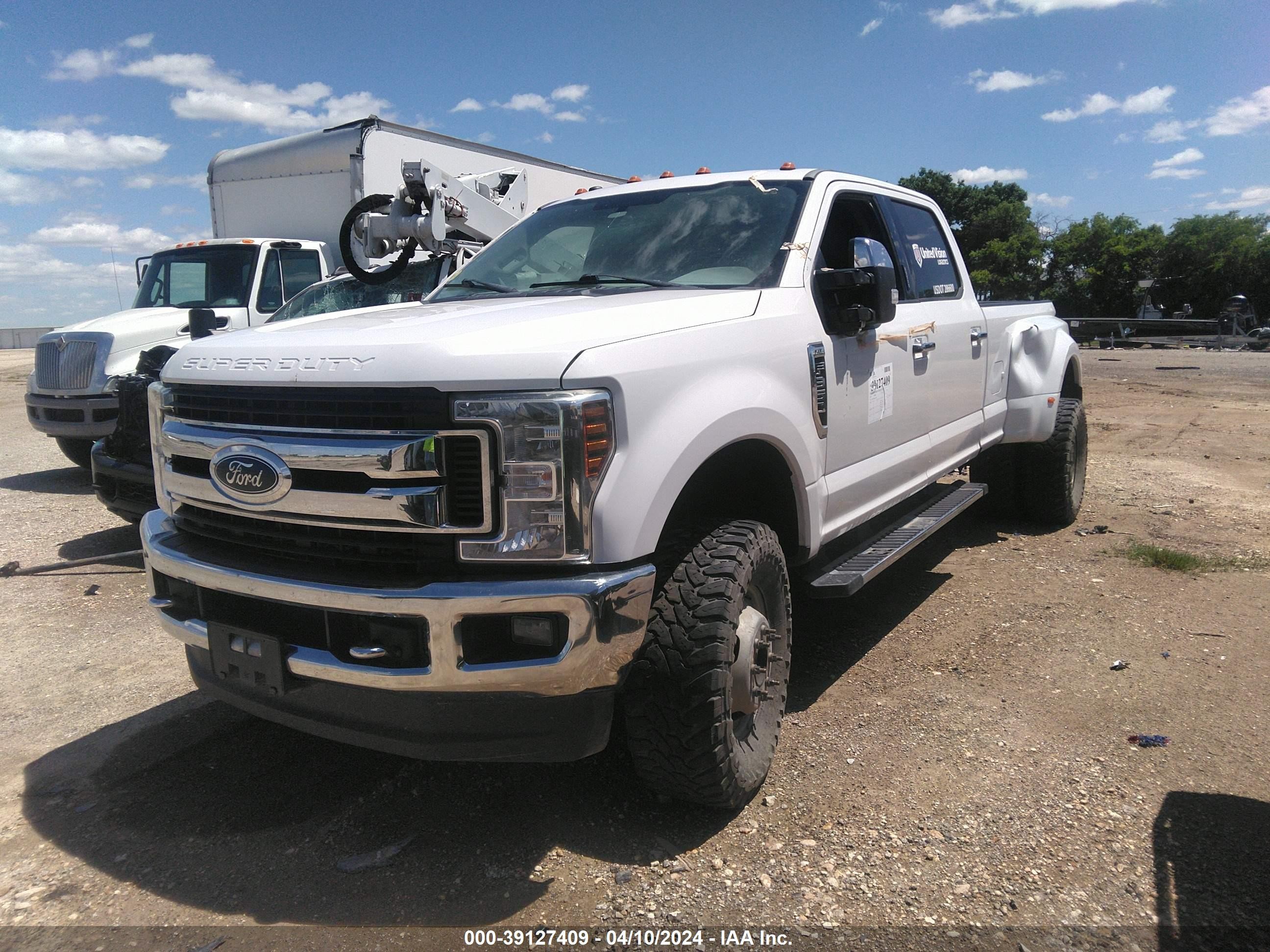 FORD F350 2019 1ft8w3dt2kef12369