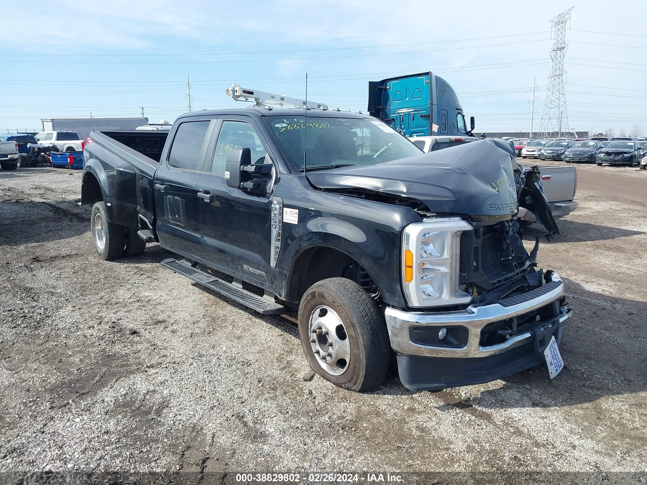 FORD F350 2023 1ft8w3dt9pec42497