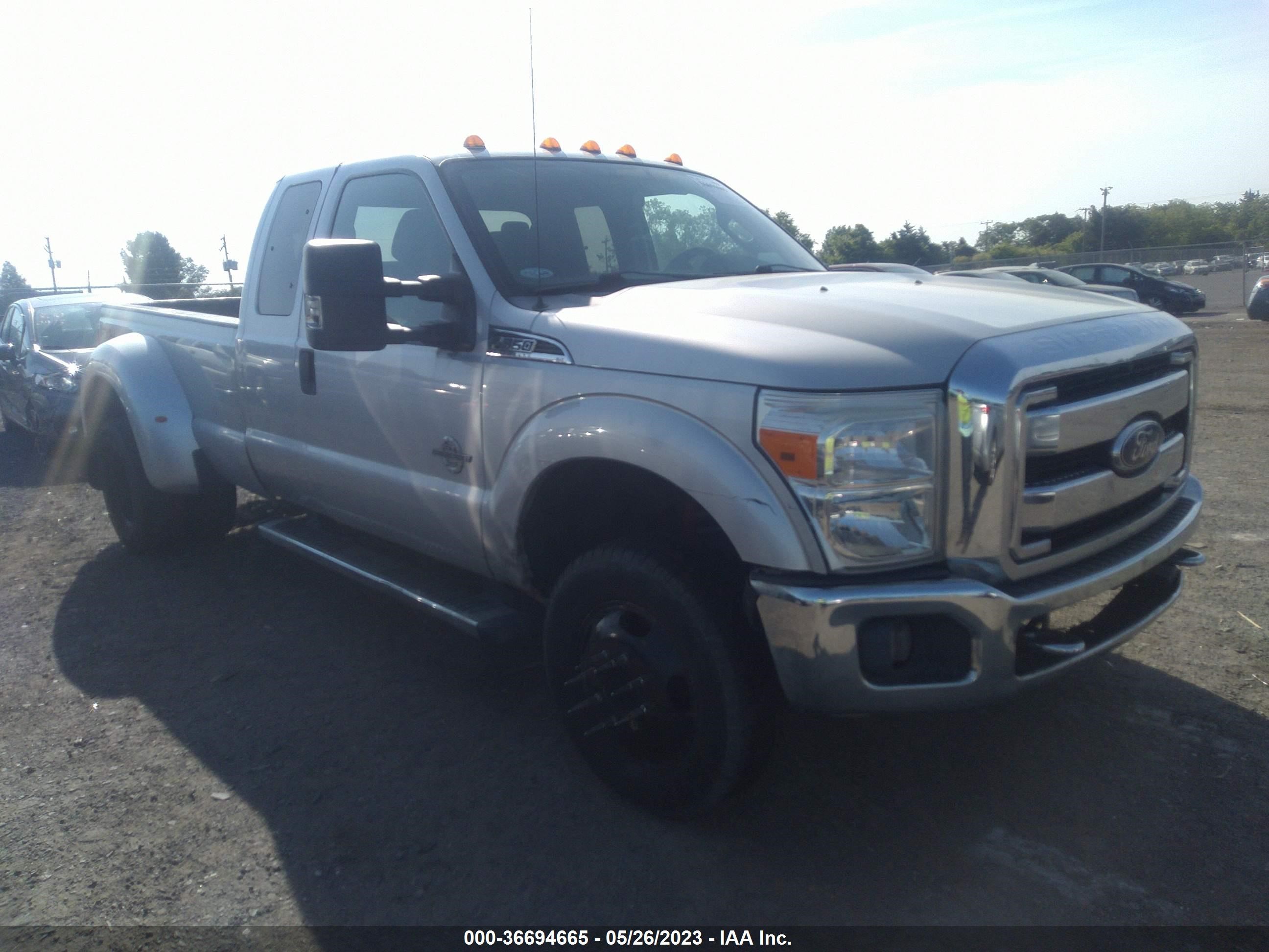 FORD F350 2011 1ft8x3dt8beb93704