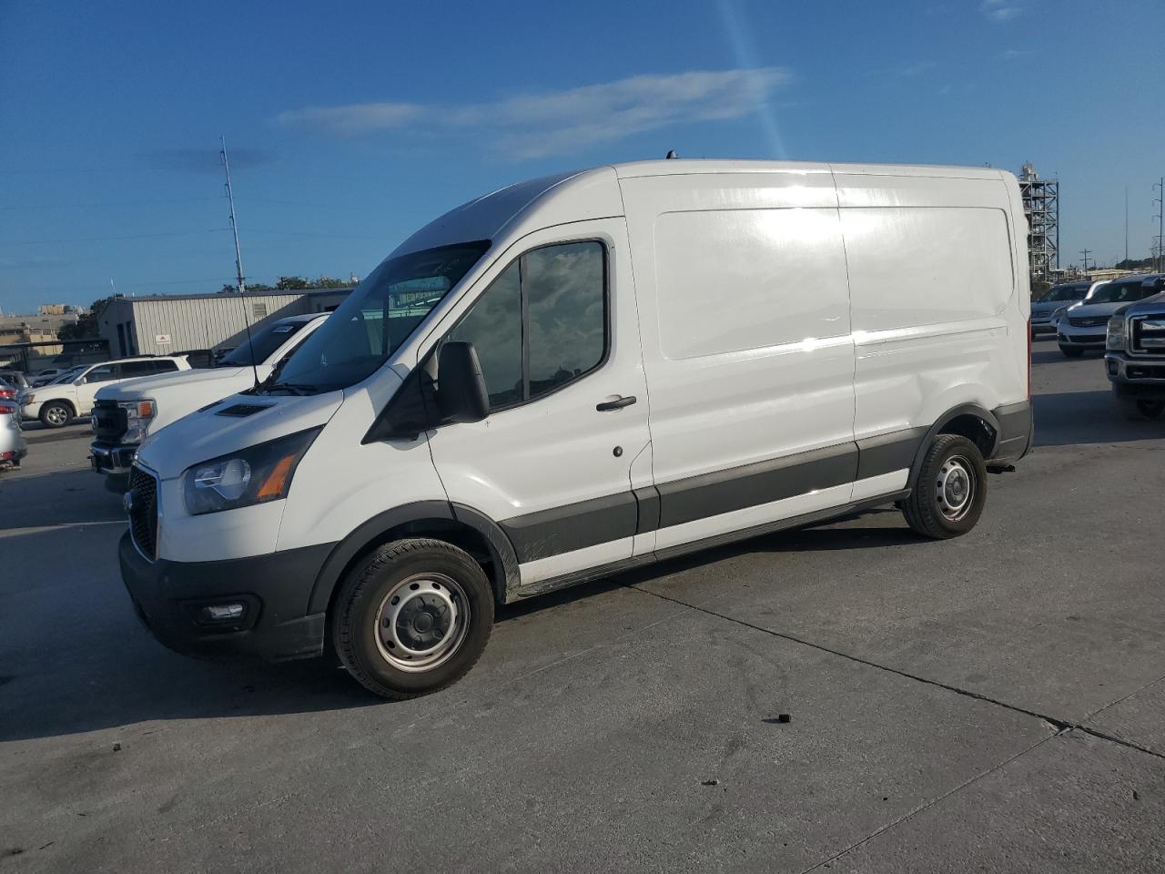 FORD TRANSIT 2023 1ftbr1cg7pka55461