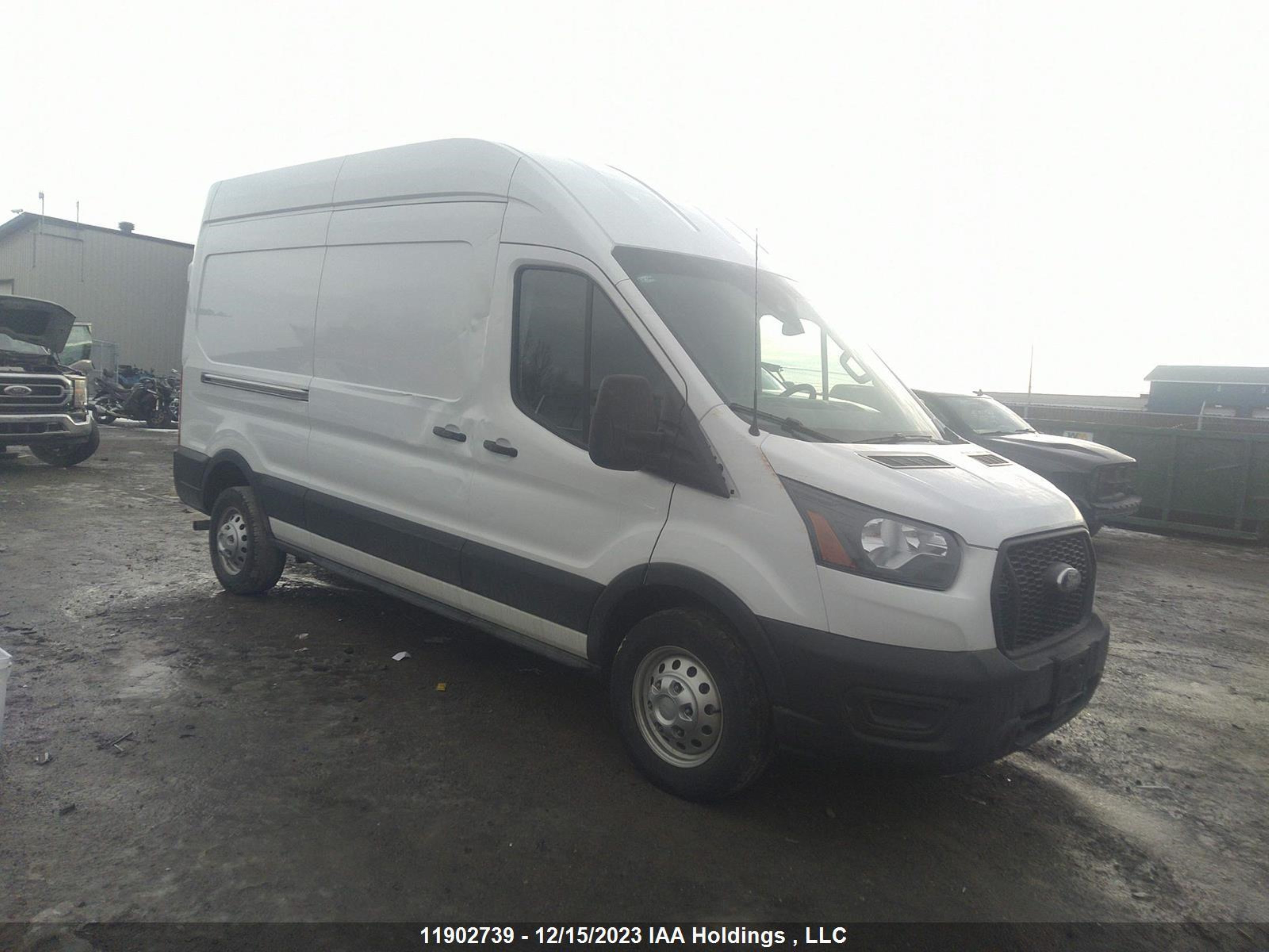 FORD TRANSIT 2023 1ftbr2x84pka80004