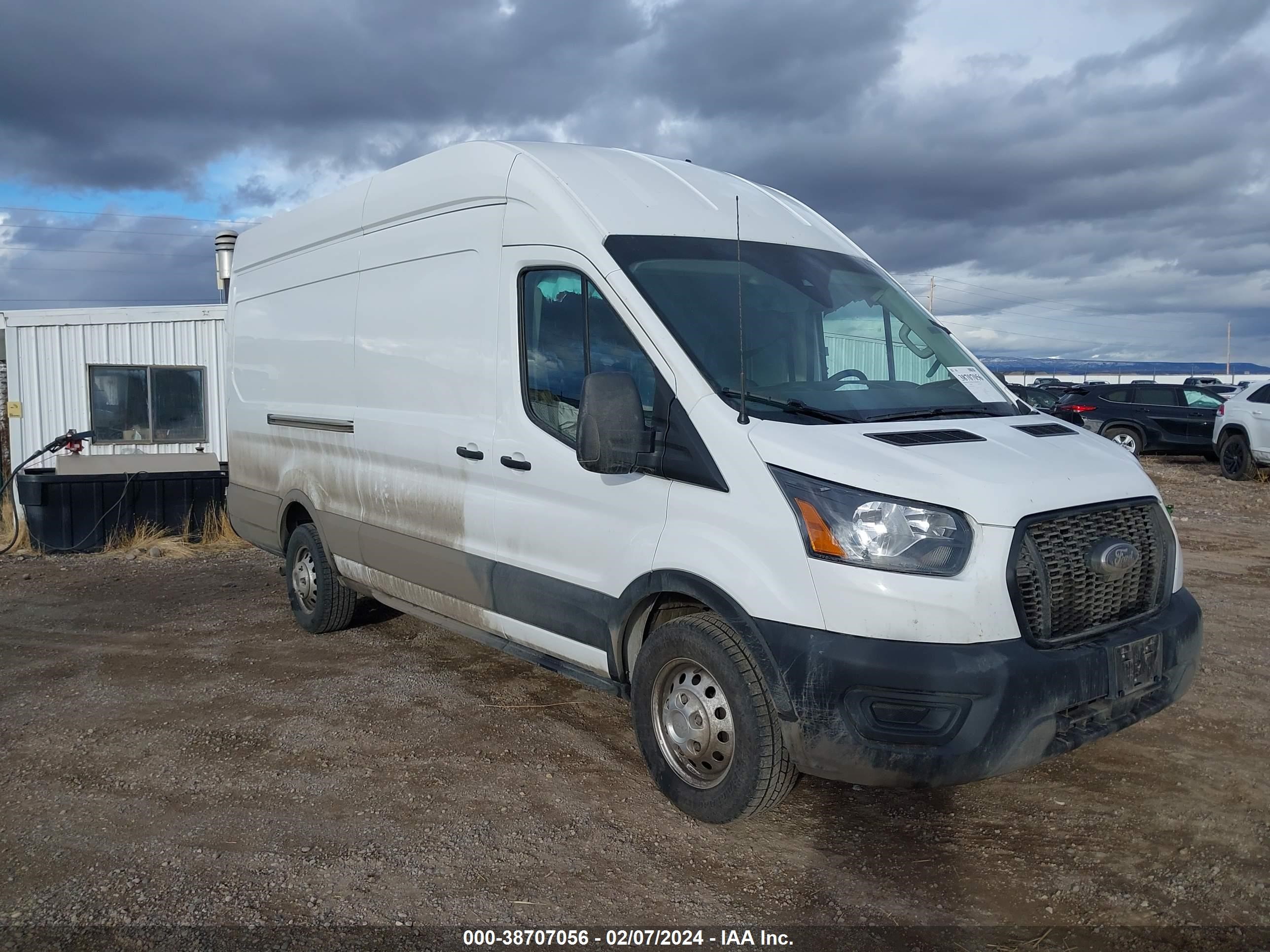 FORD TRANSIT 2023 1ftbr3u83pka07331