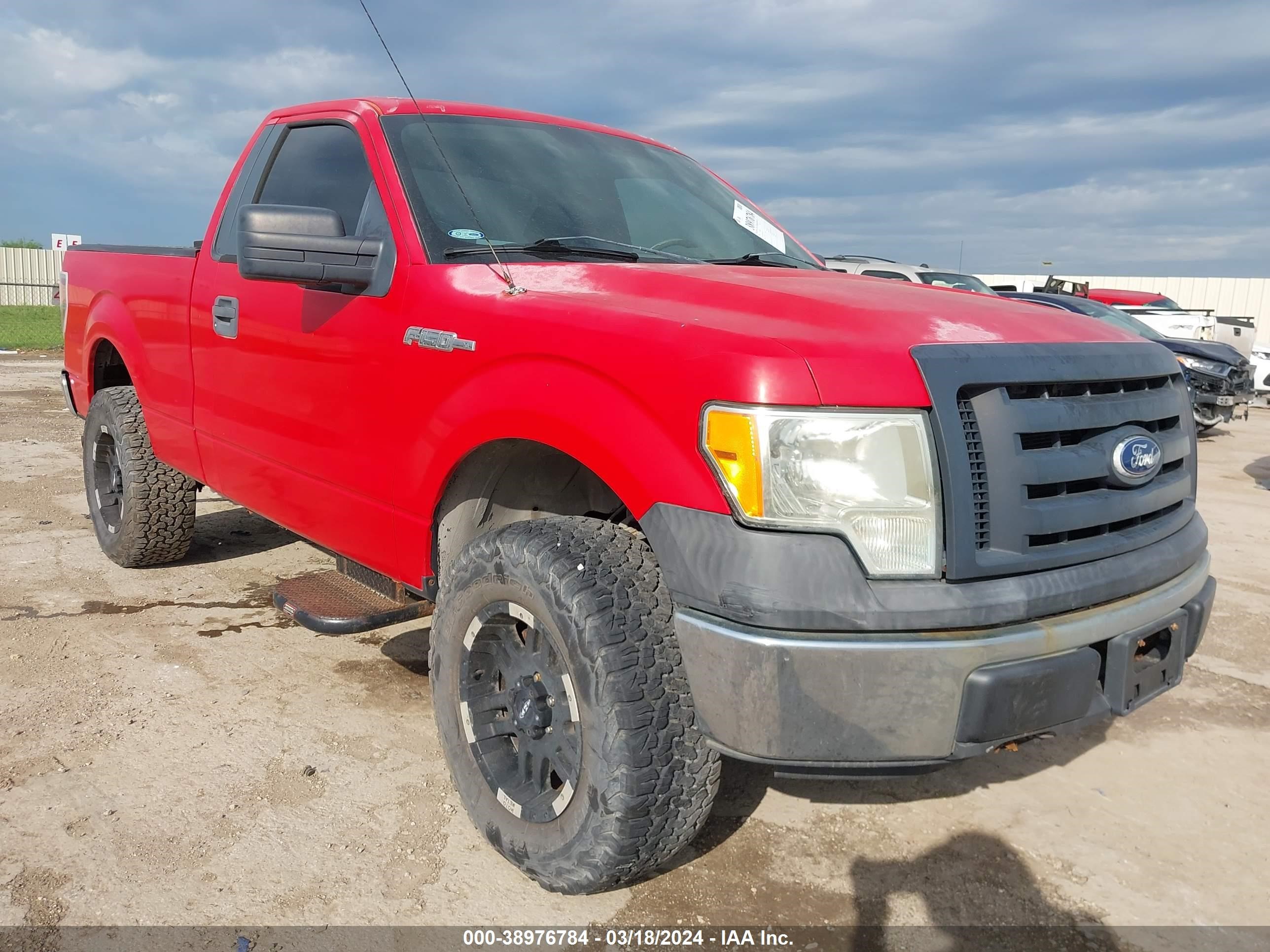 FORD F-150 2010 1ftmf1ev2akb35559