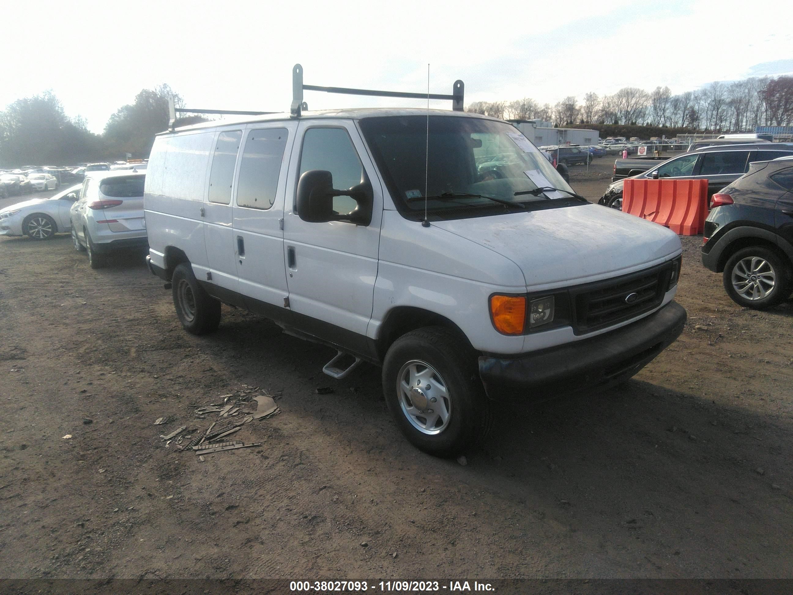 FORD ECONOLINE 2005 1ftne24w55ha83127