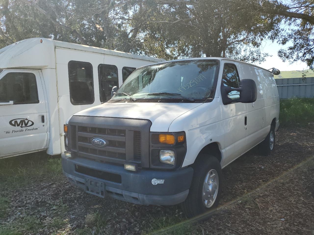 FORD ECONOLINE 2011 1ftne2el2bda10143