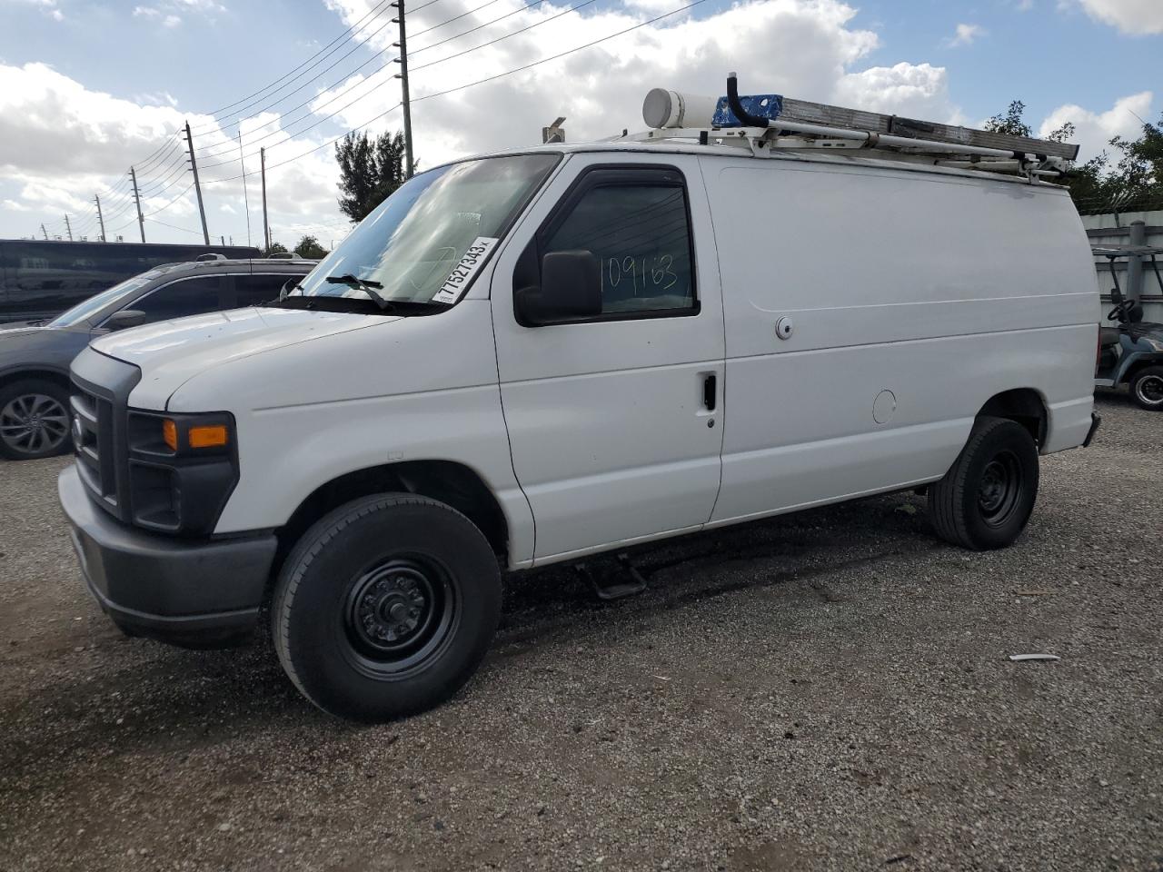 FORD ECONOLINE 2010 1ftne2el4ada17836