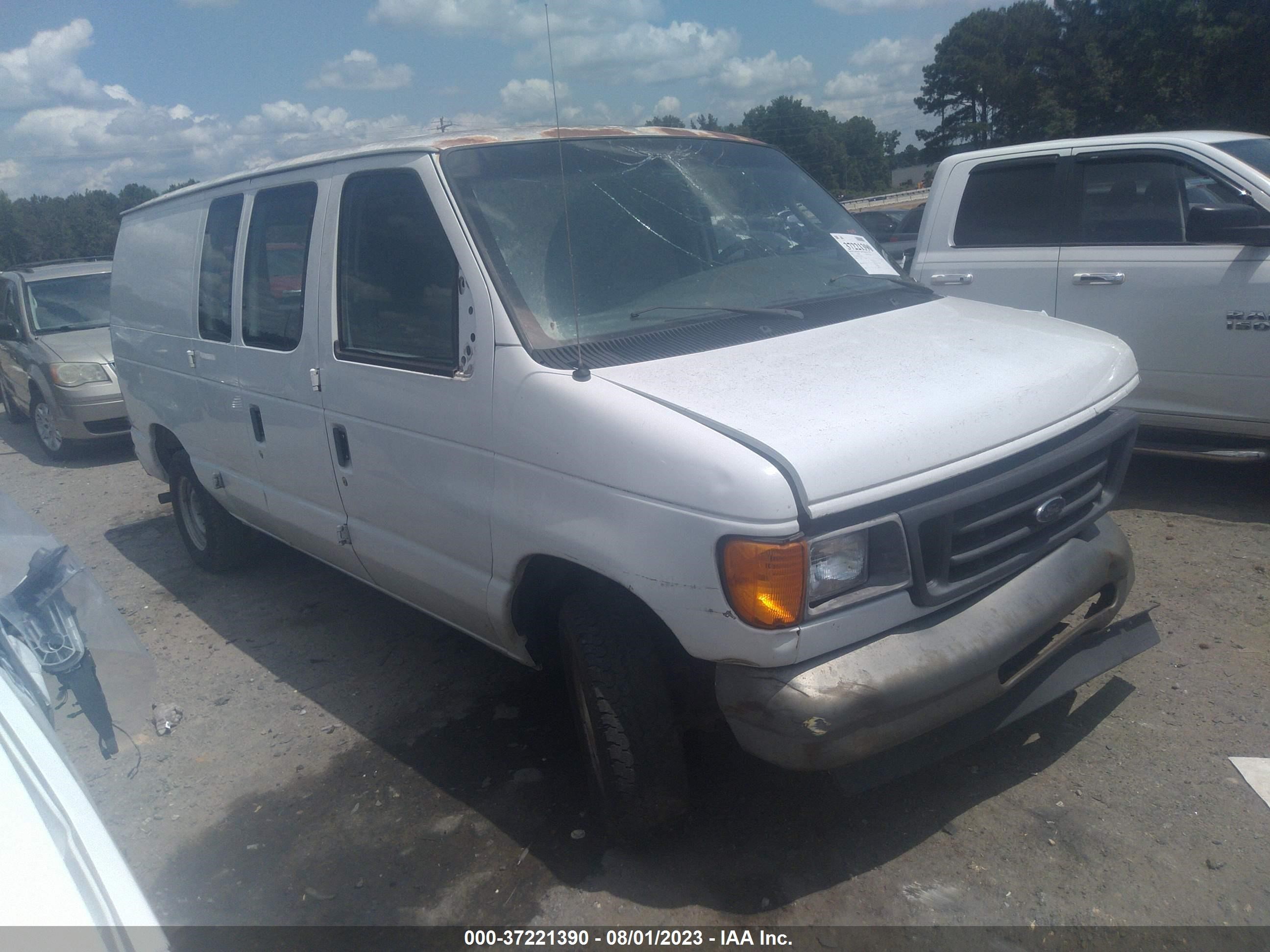 FORD ECONOLINE 2003 1ftre14w63hb60600