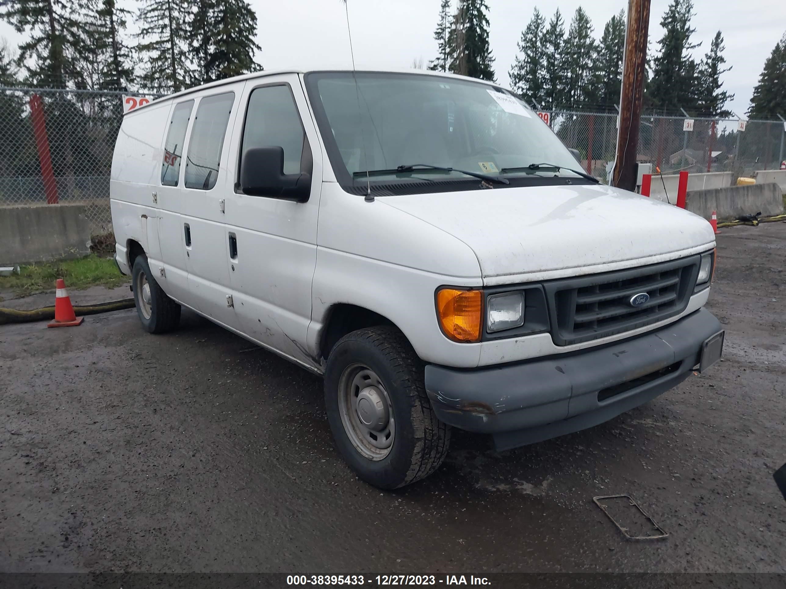 FORD ECONOLINE 2004 1ftre14w64ha30351