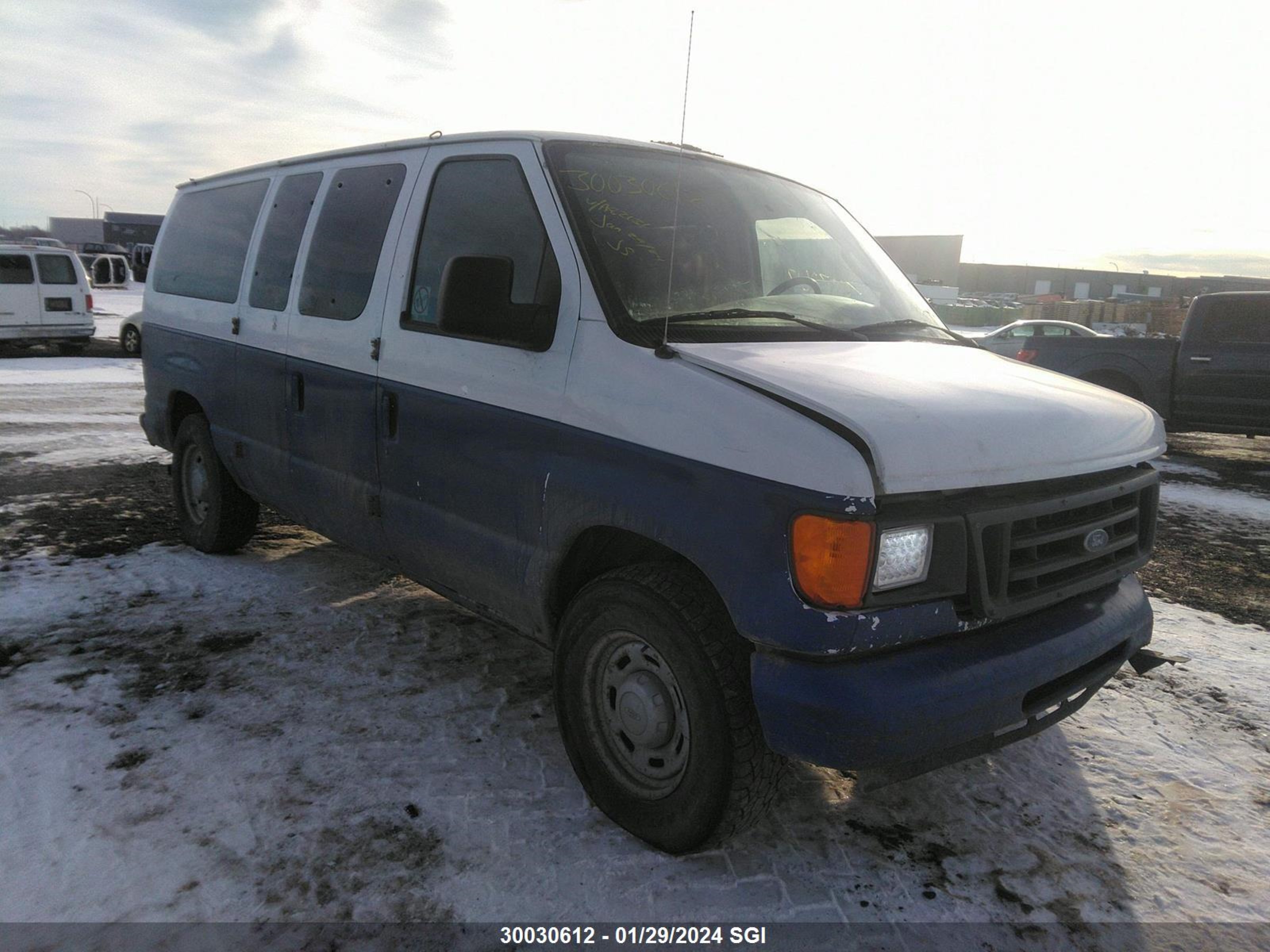 FORD ECONOLINE 2004 1ftre14wx4ha82131