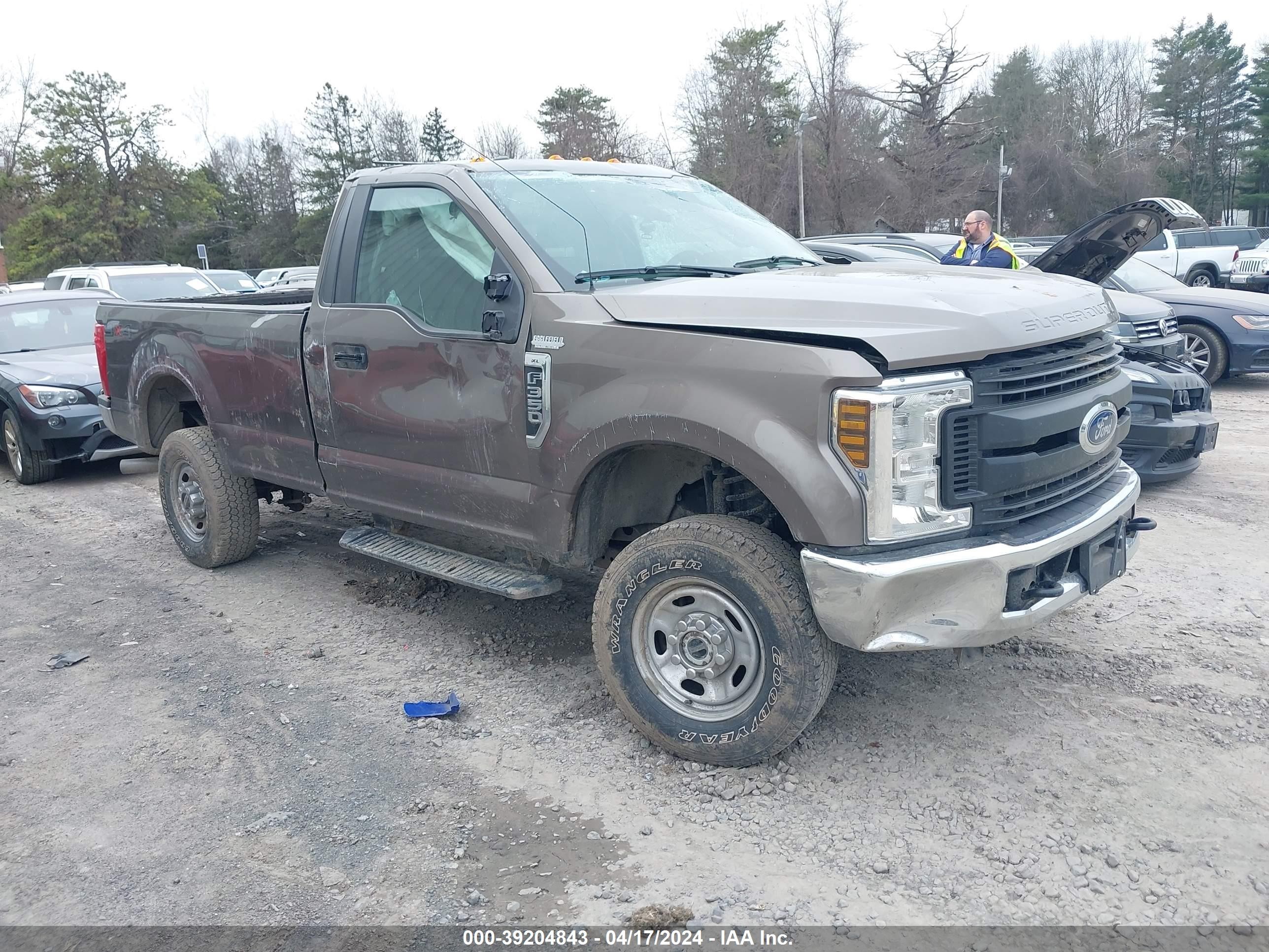 FORD F350 2019 1ftrf3b67keg22593