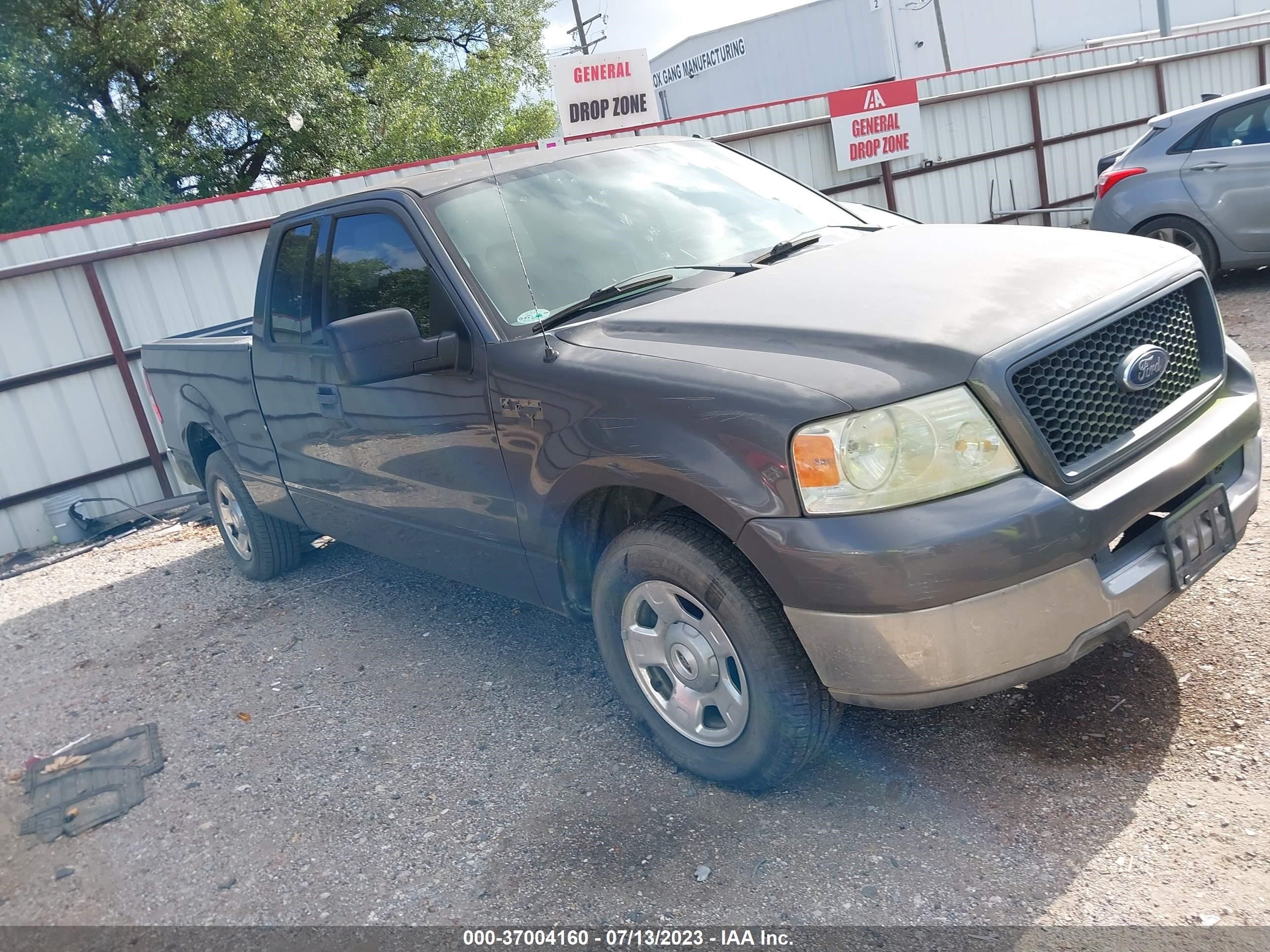 FORD F-150 2004 1ftrx12w04na09395