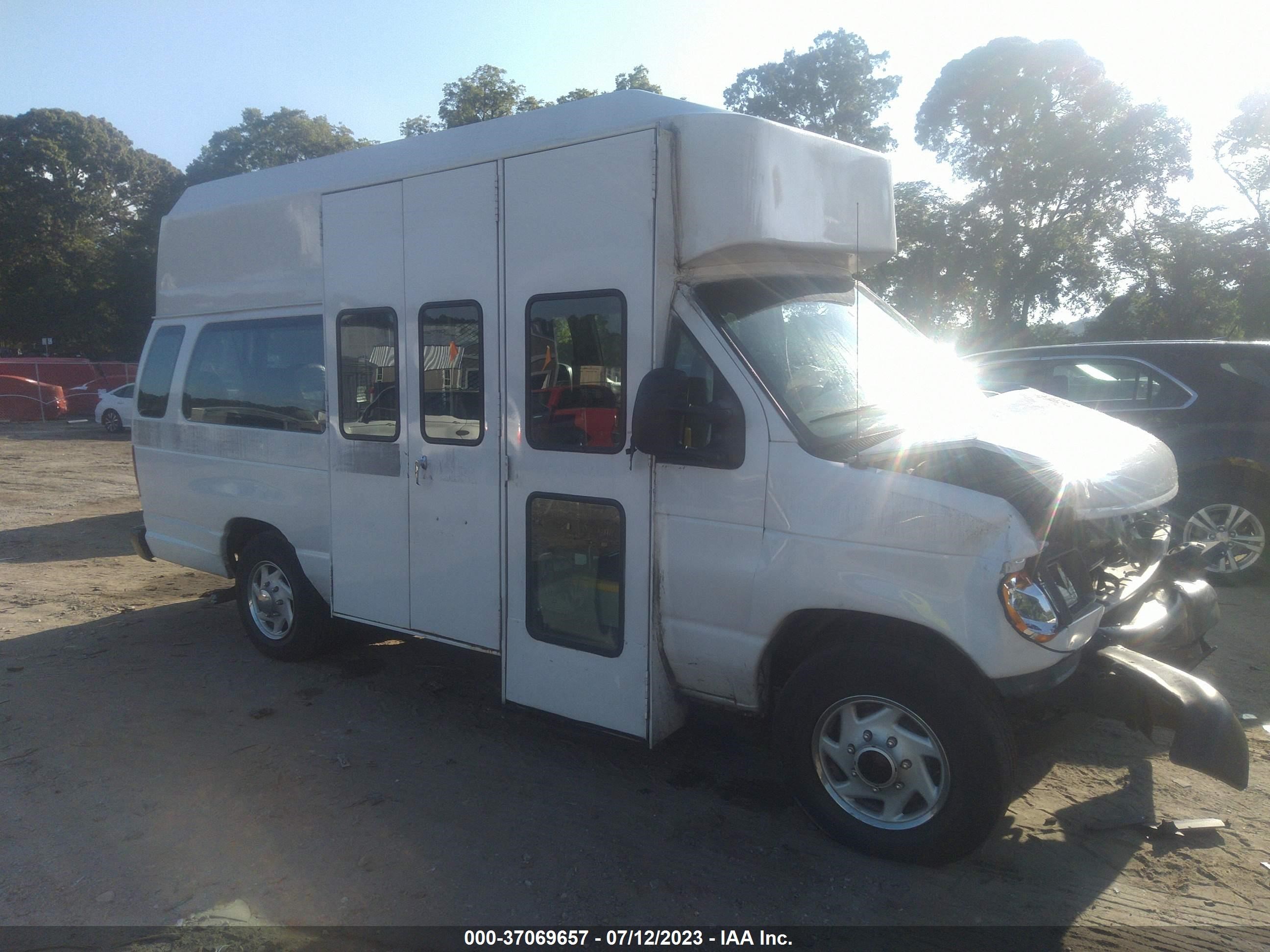 FORD ECONOLINE 2007 1ftss34l47db39219