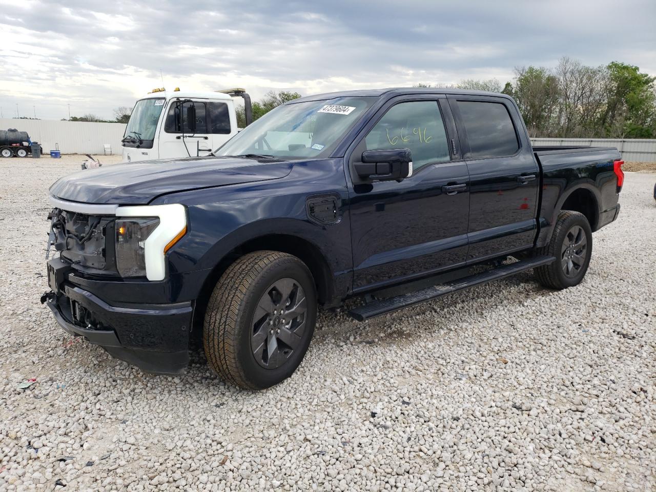 FORD F 150 LIGHTNING 2023 1ftvw1ev2pwg10570