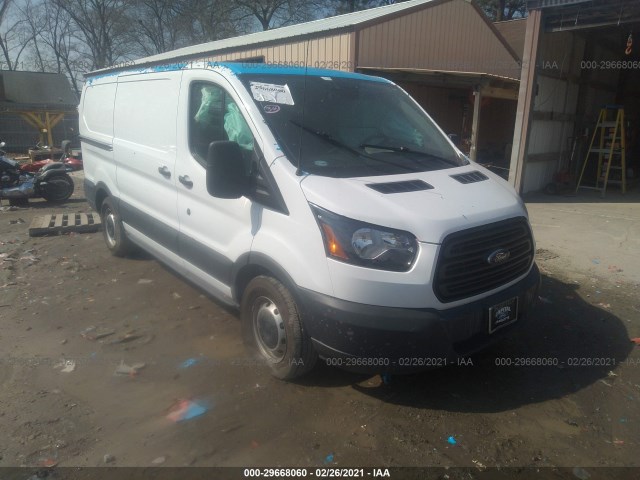 FORD TRANSIT VAN 2017 1ftye1ym6hka98548