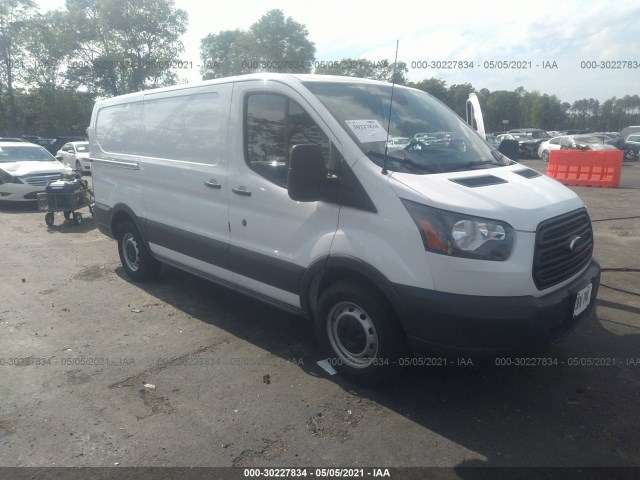 FORD TRANSIT VAN 2017 1ftye1ym8hkb34000