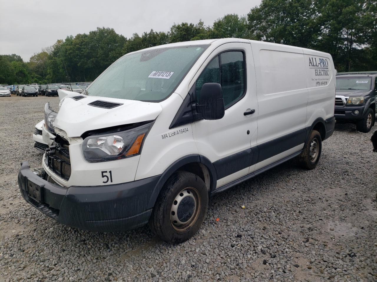 FORD TRANSIT 2018 1ftyr1zm2jka47041