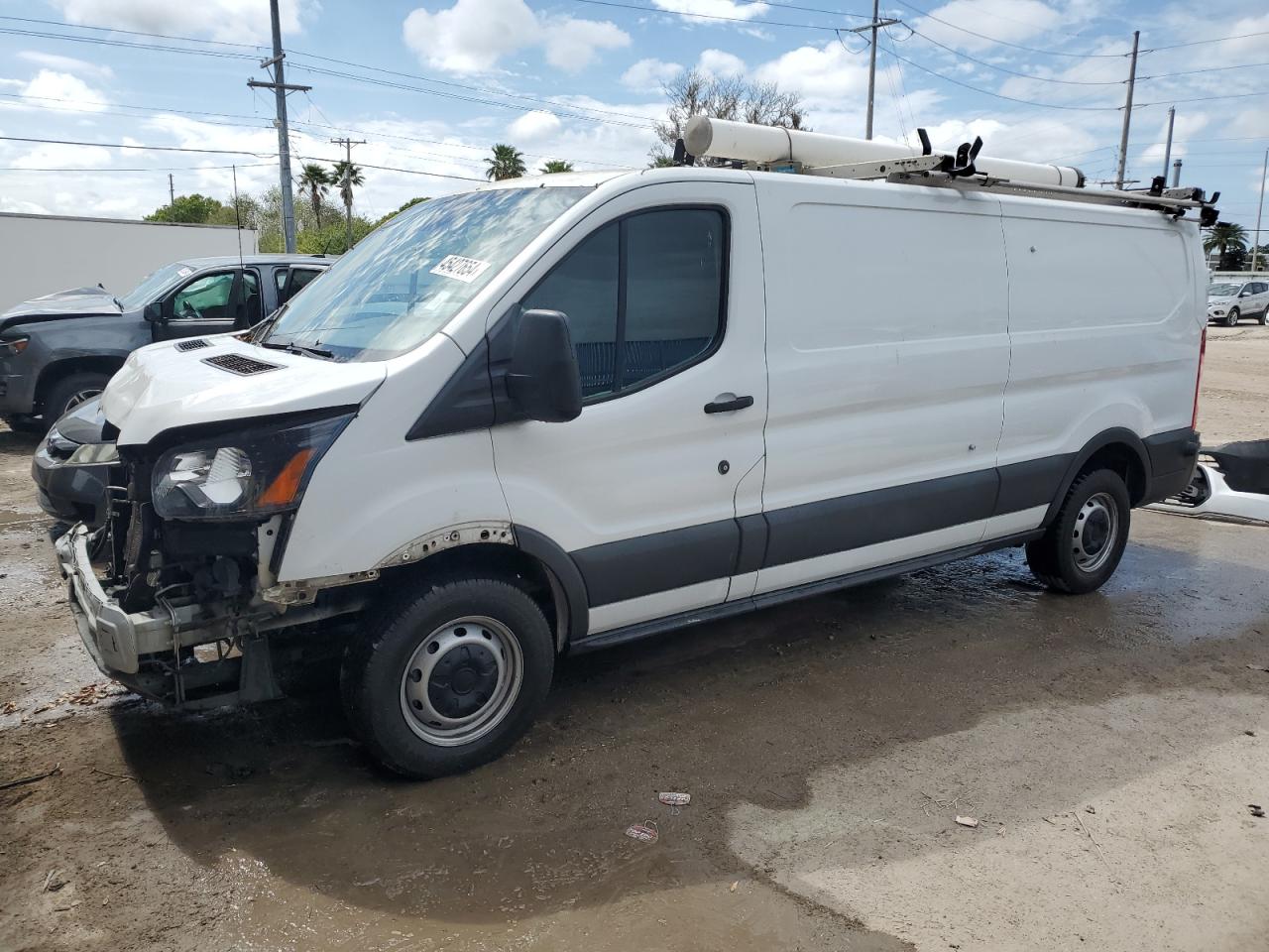 FORD NULL 2018 1ftyr2ym2jkb17631