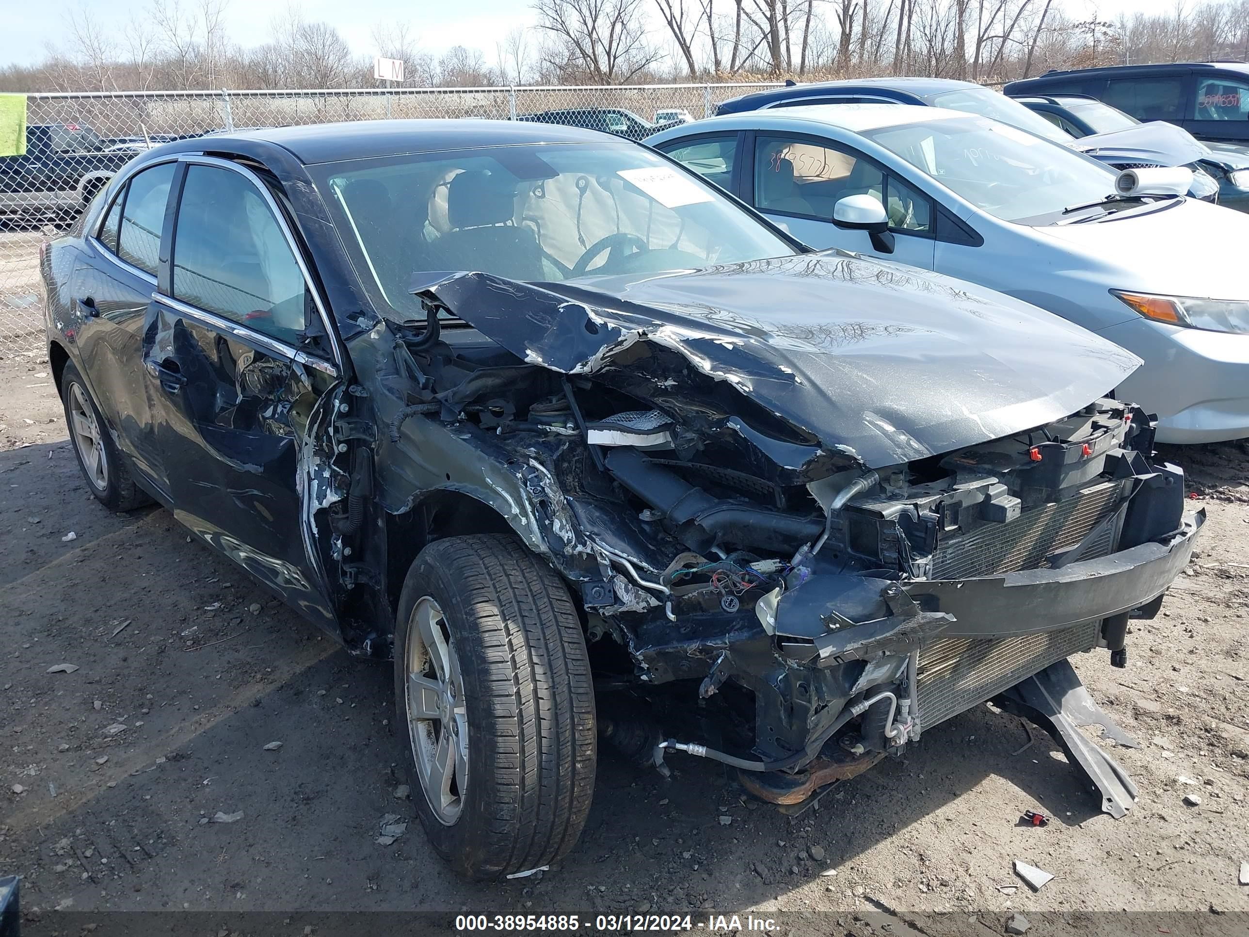 CHEVROLET MALIBU 2015 1g11b5sl4ff100958