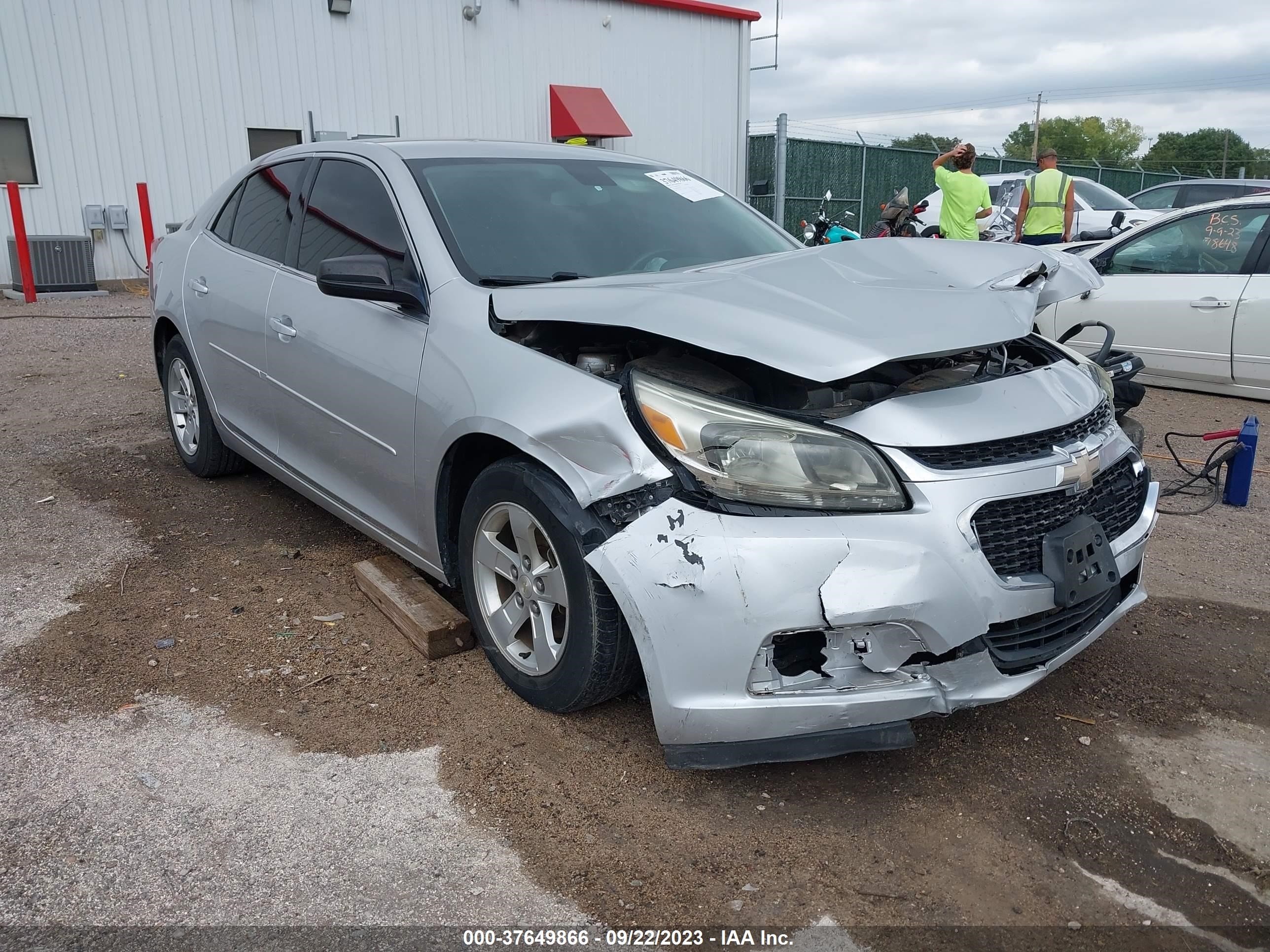 CHEVROLET MALIBU 2015 1g11b5sl6ff216145