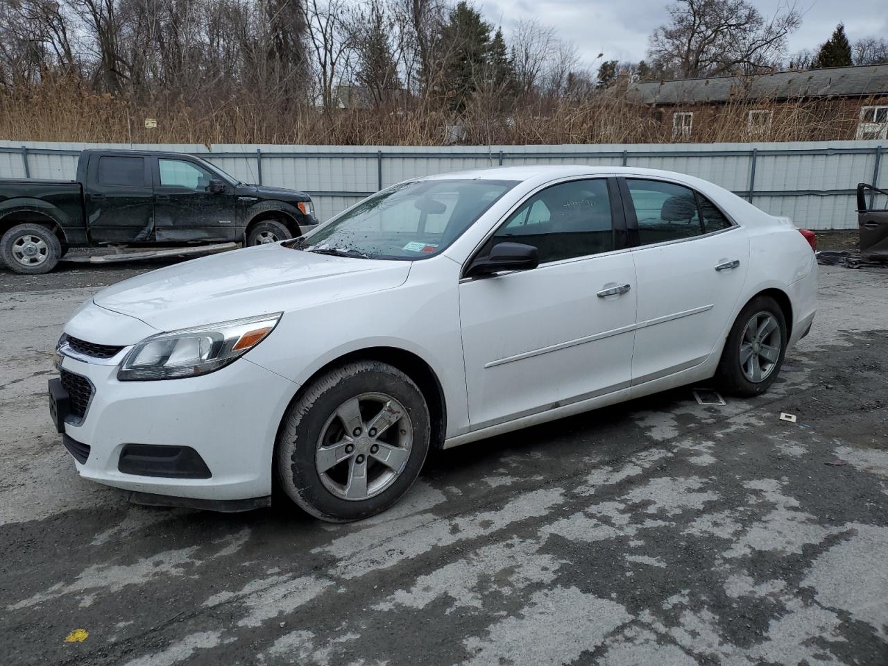 CHEVROLET MALIBU 2015 1g11b5sl8ff113843