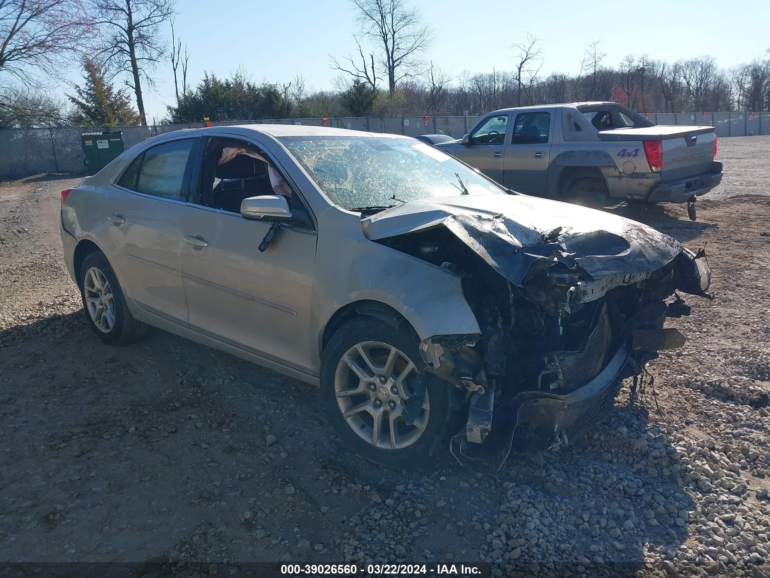 CHEVROLET MALIBU 2015 1g11c5sl0ff330686