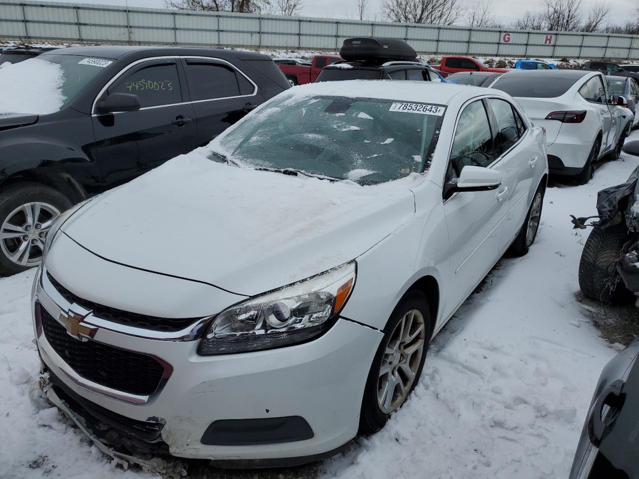 CHEVROLET MALIBU 2015 1g11c5sl3fu132552