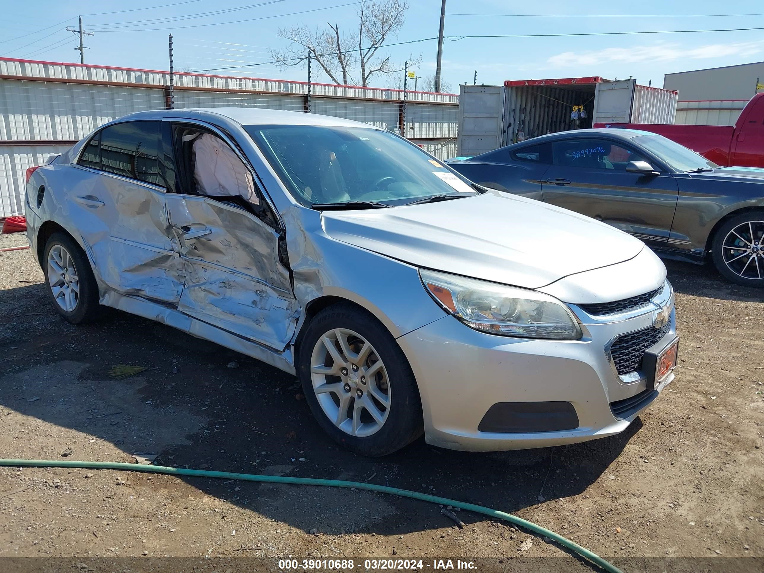 CHEVROLET MALIBU 2015 1g11c5sl5ff278522