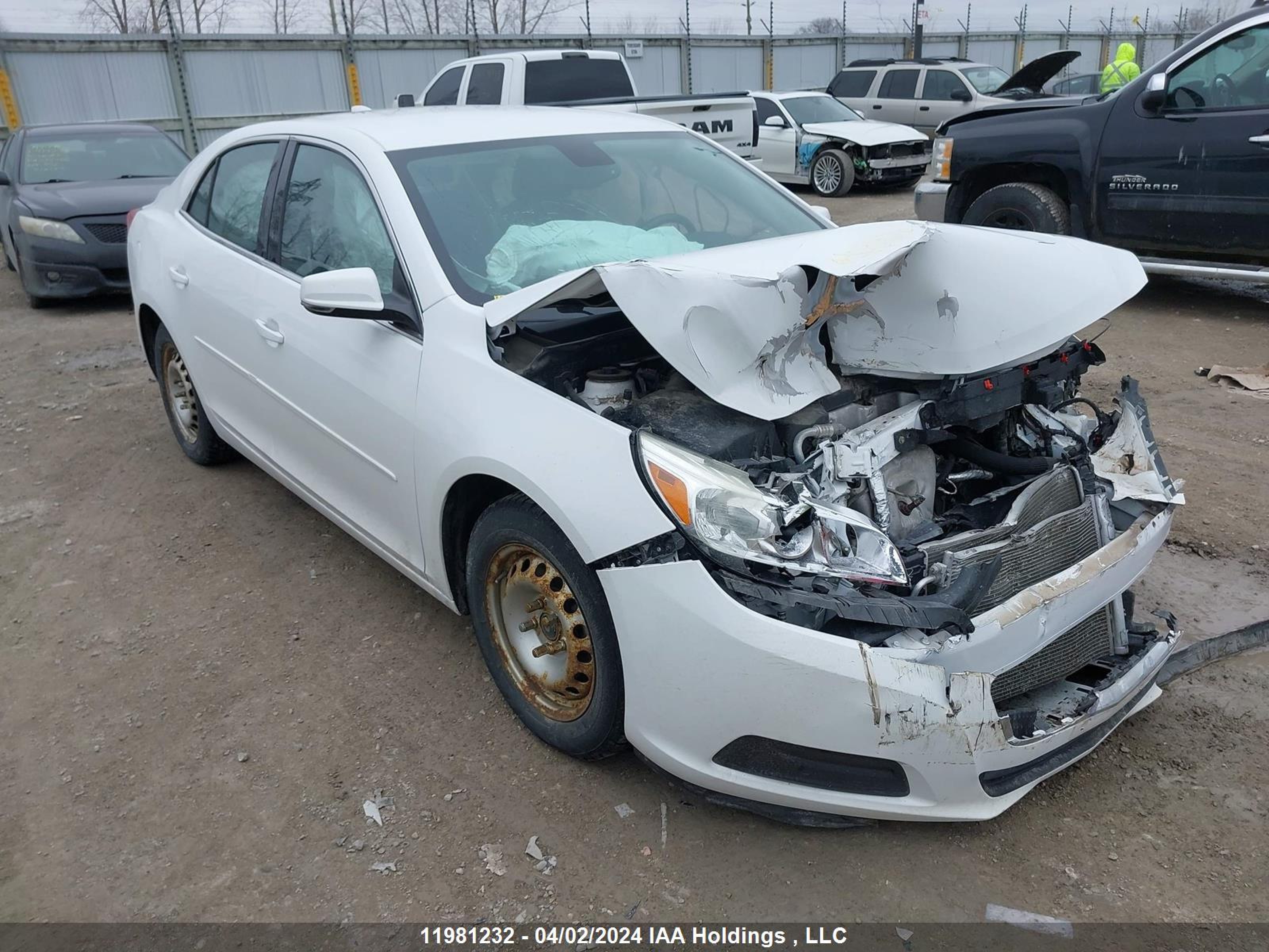 CHEVROLET MALIBU 2015 1g11c5sl8ff262413