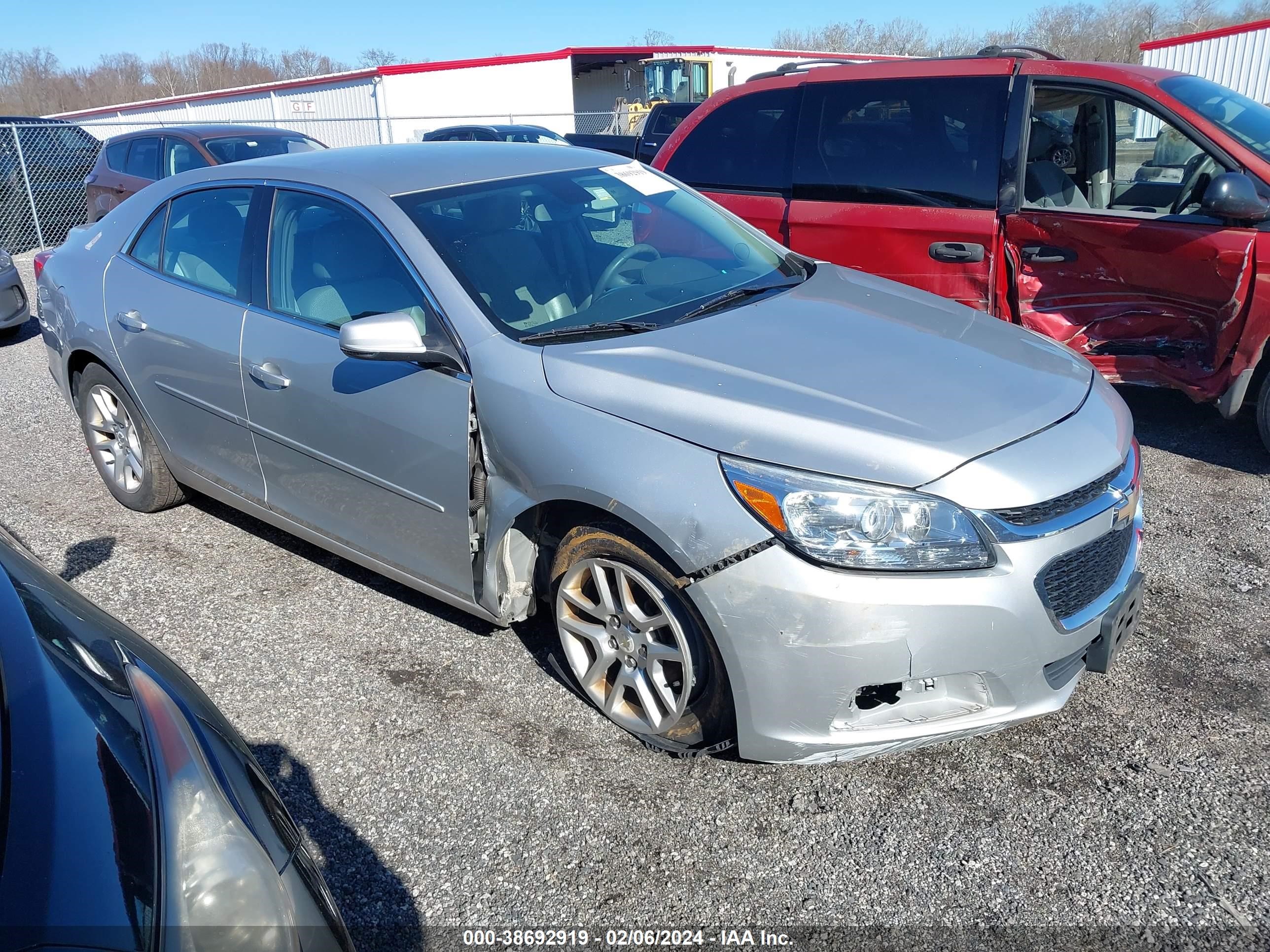 CHEVROLET MALIBU 2015 1g11c5sl8fu128836