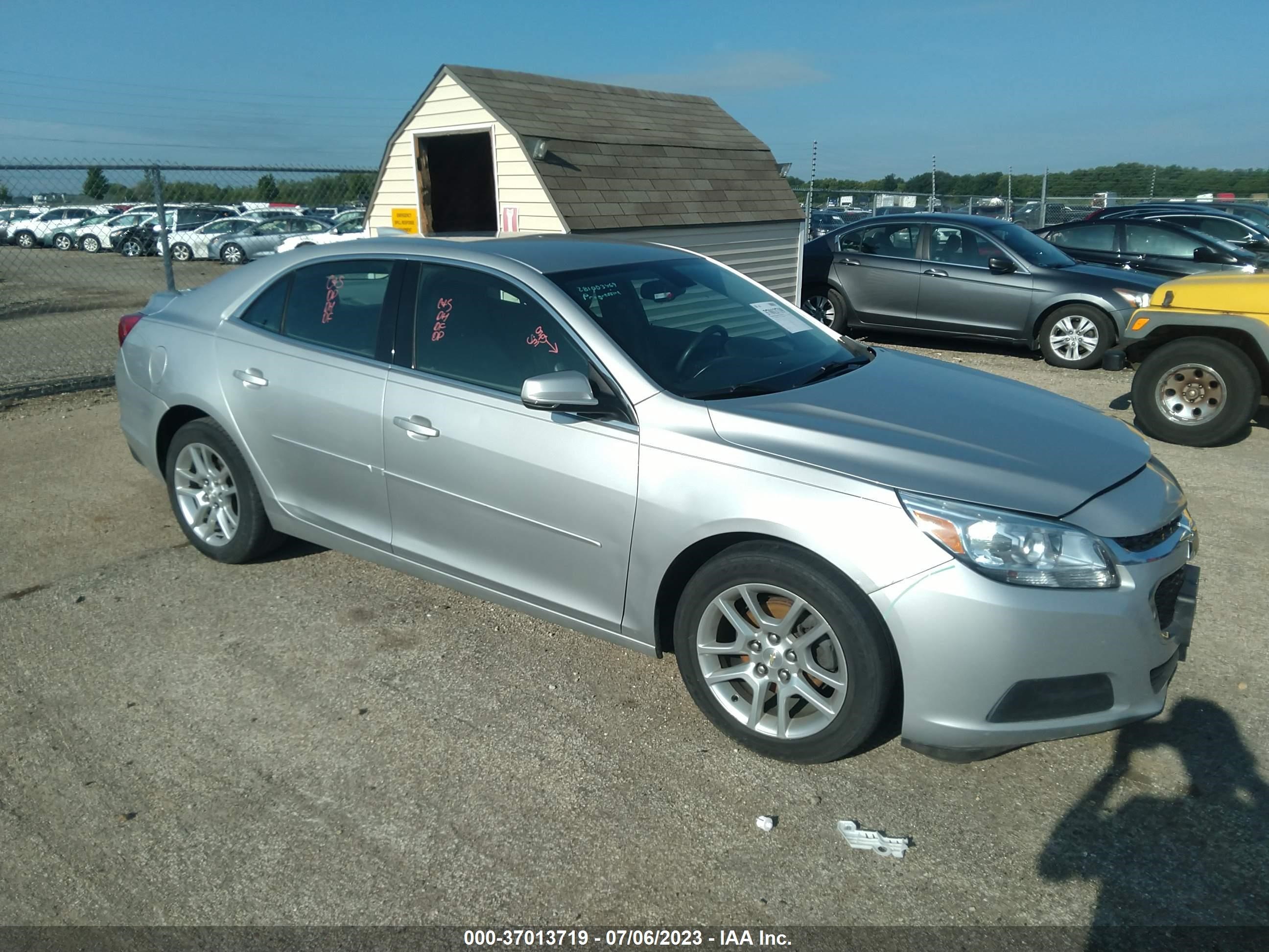 CHEVROLET MALIBU 2015 1g11c5sl9ff290270