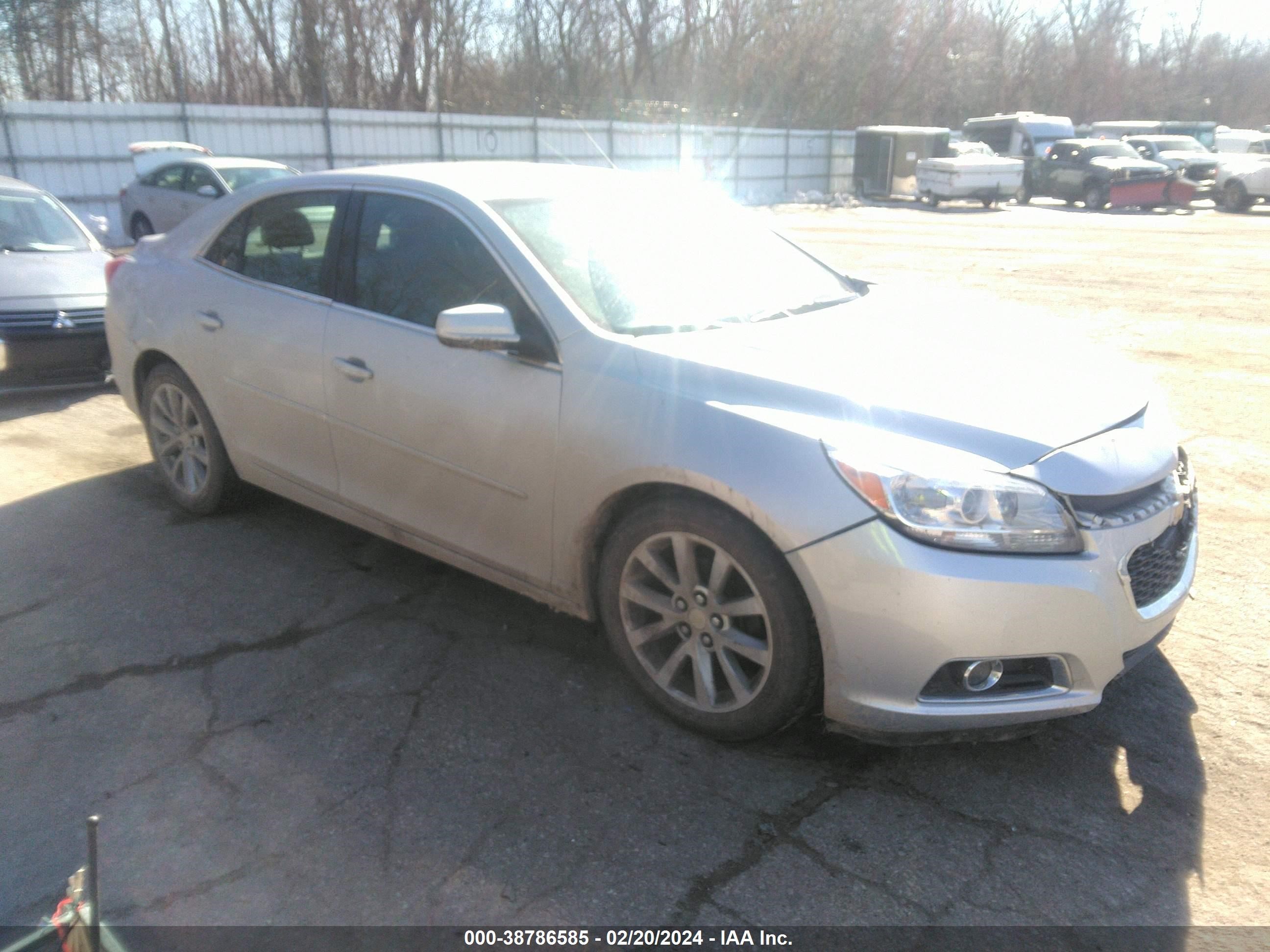 CHEVROLET MALIBU 2015 1g11d5sl2ff162353