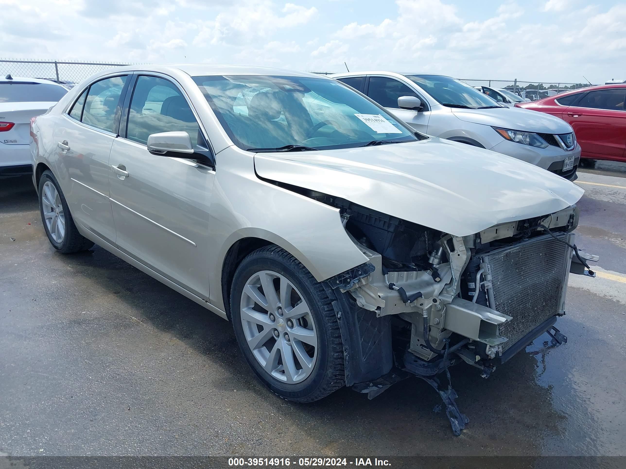 CHEVROLET MALIBU 2015 1g11d5sl5ff294538