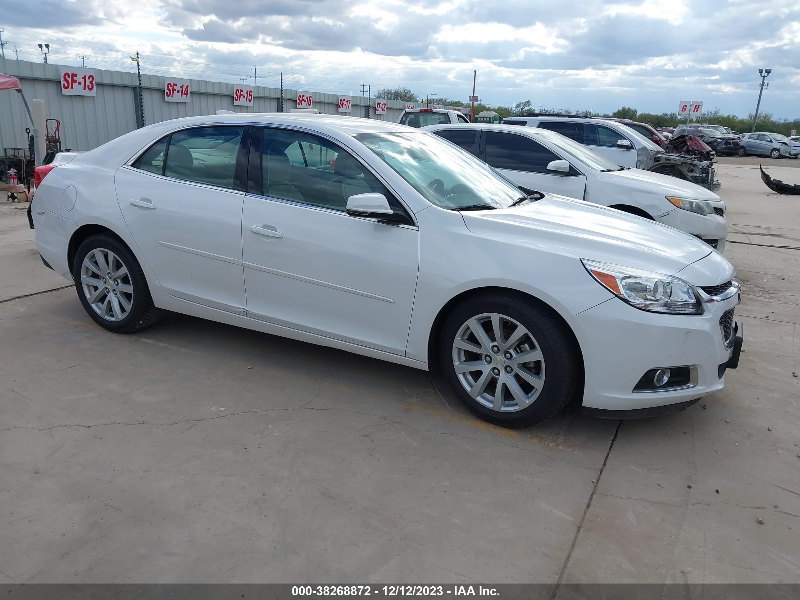 CHEVROLET MALIBU 2015 1g11d5sl7ff170299