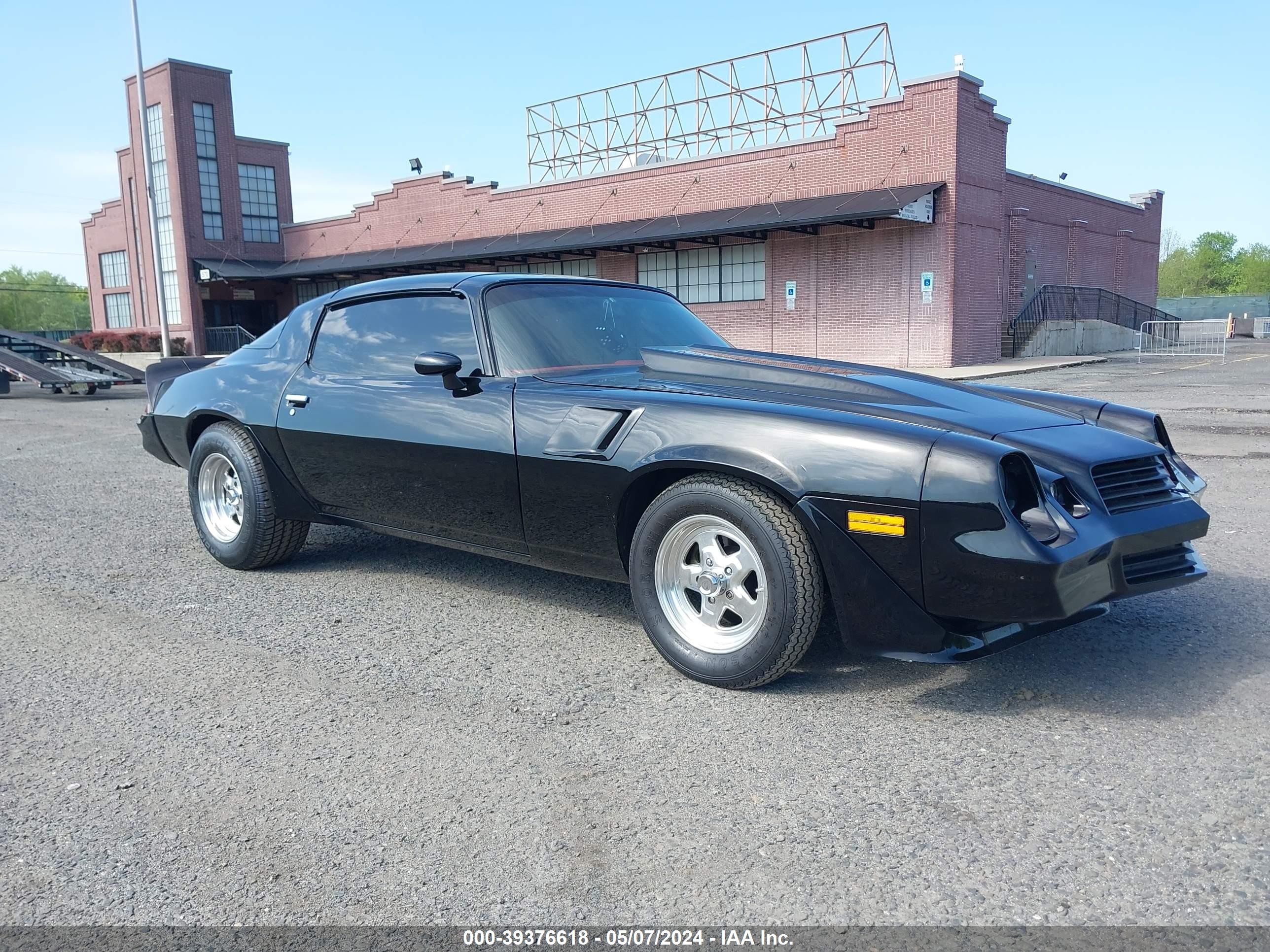 CHEVROLET CAMARO 1981 1g1ap87h2bn128622