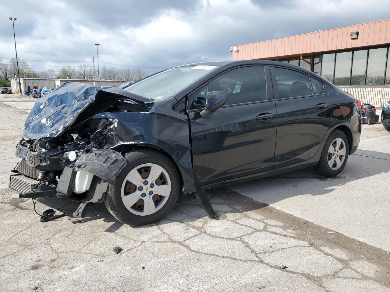 CHEVROLET CRUZE 2018 1g1bb5sm2j7190854